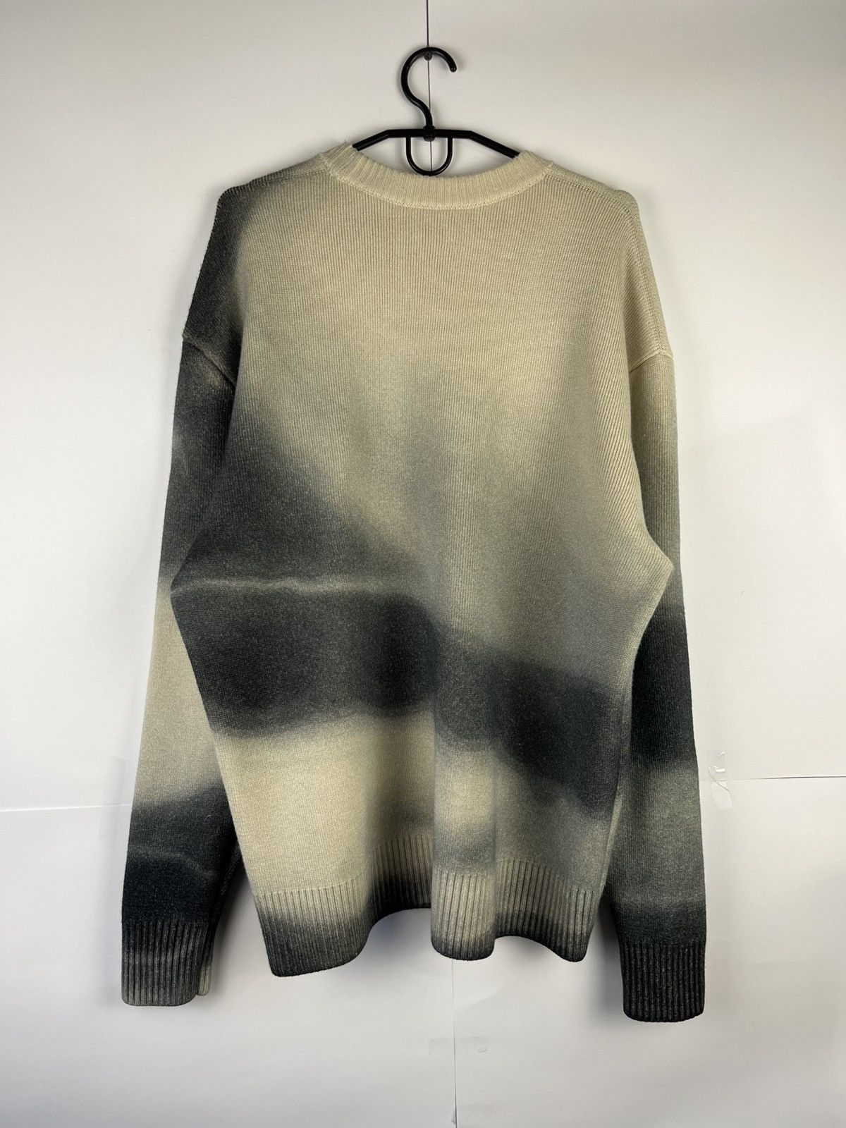 A-COLD-WALL* A-COLD-WALL* Gradient Merino Wool Crewneck Bone Sweater Size US M / EU 48-50 / 2 - 5 Thumbnail