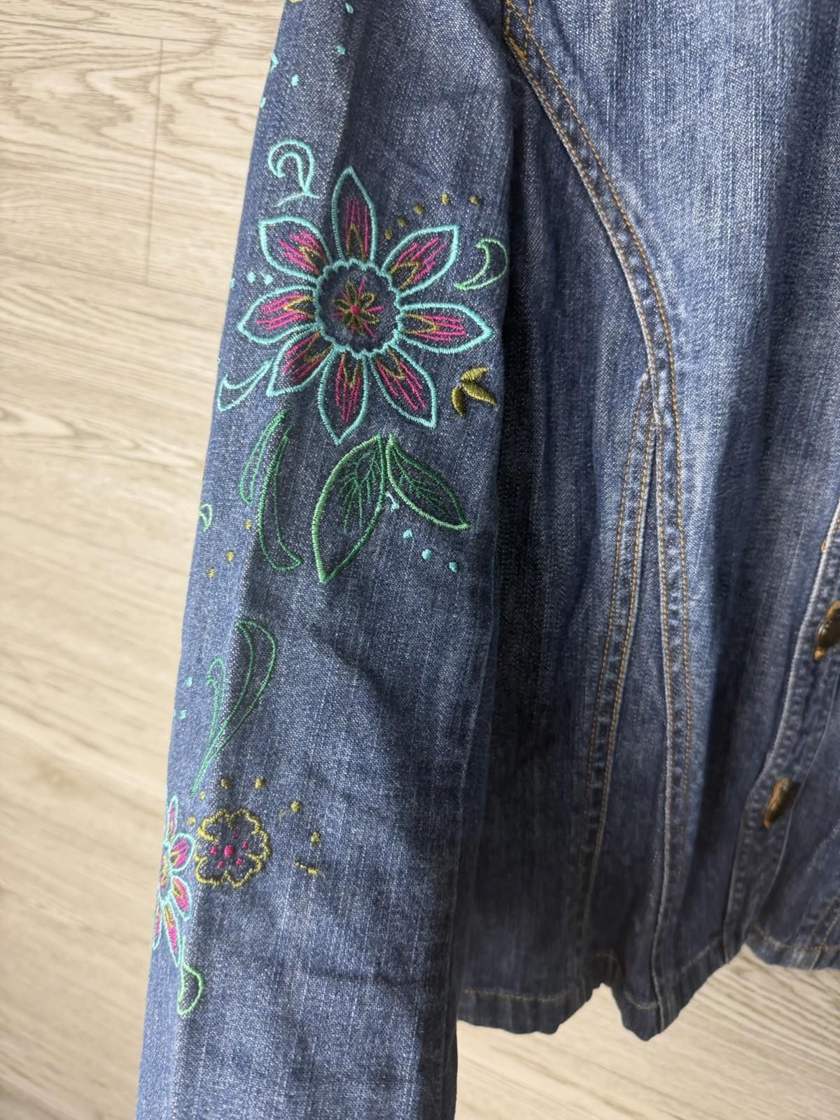 Other Bandolino Denim Jacket Womens 8 Embroidered Fitted Blue Size M / US 6-8 / IT 42-44 - 6 Thumbnail