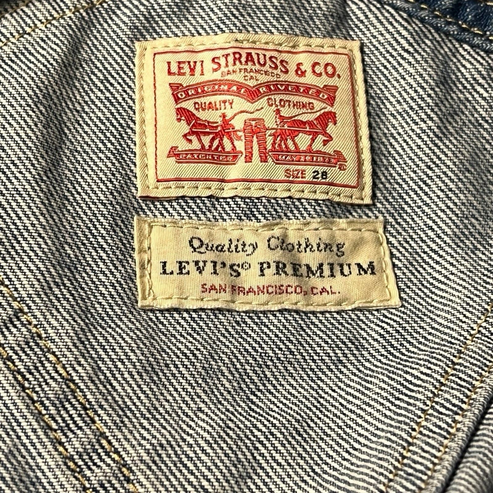 Levi's Levi’s Overalls 28W Premium Waterless Bib Jeans Womens Denim Size 28" / US 6 / IT 42 - 3 Thumbnail