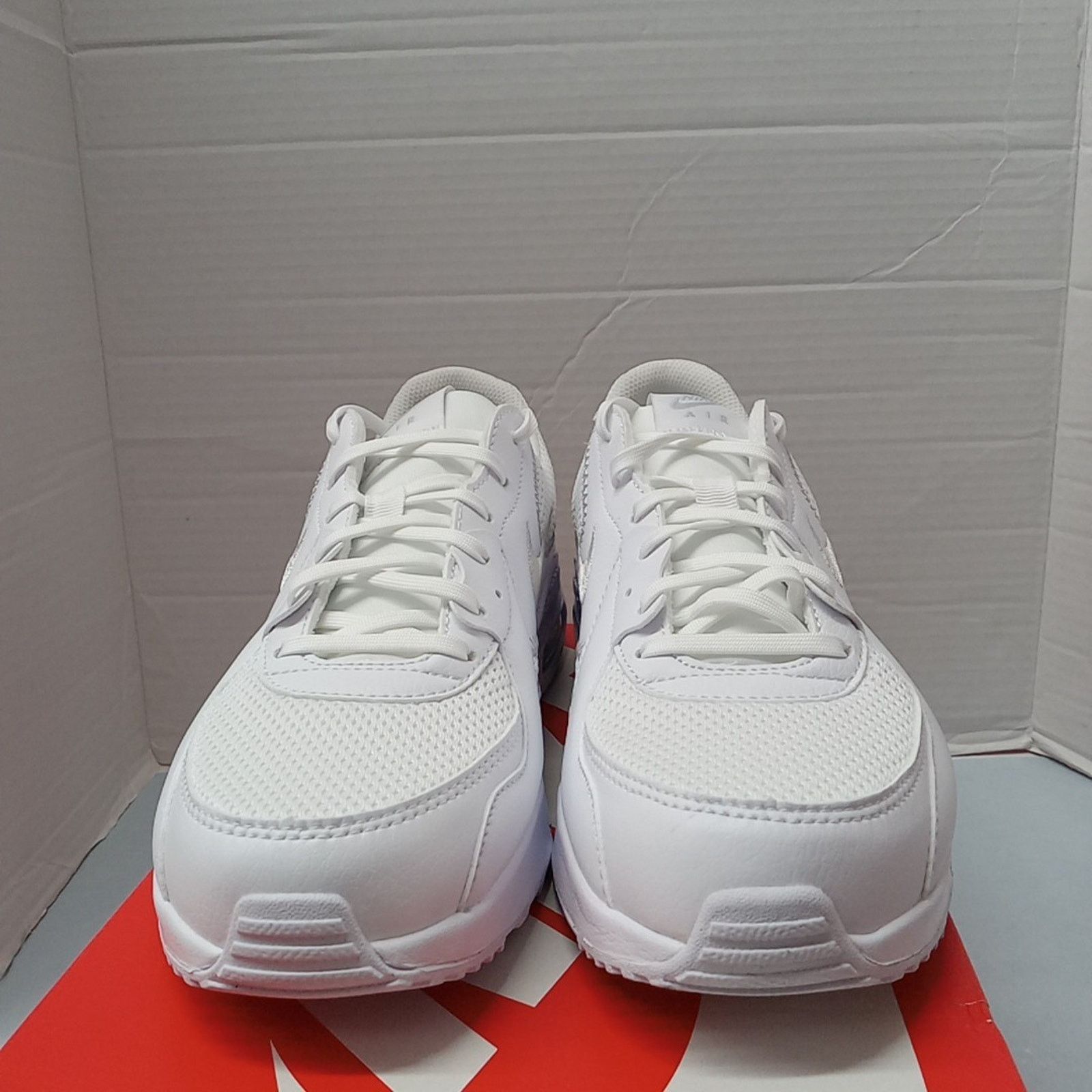 Nike Nike Air Max Excee Women's Size 10 US White Running Shoes Size US 10 / IT 40 - 2 Thumbnail