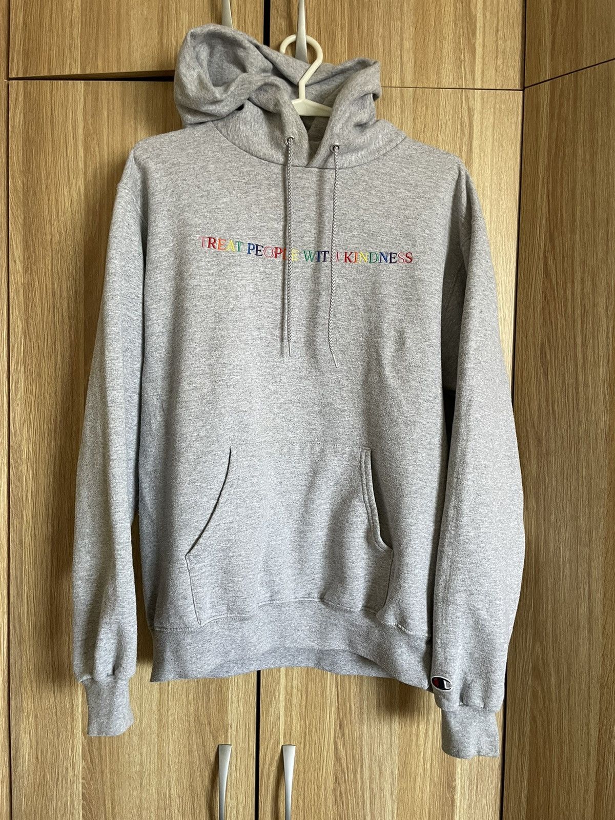 Champion Treat People With Kindness Hoodie Size US S / EU 44-46 / 1 - 1 Thumbnail