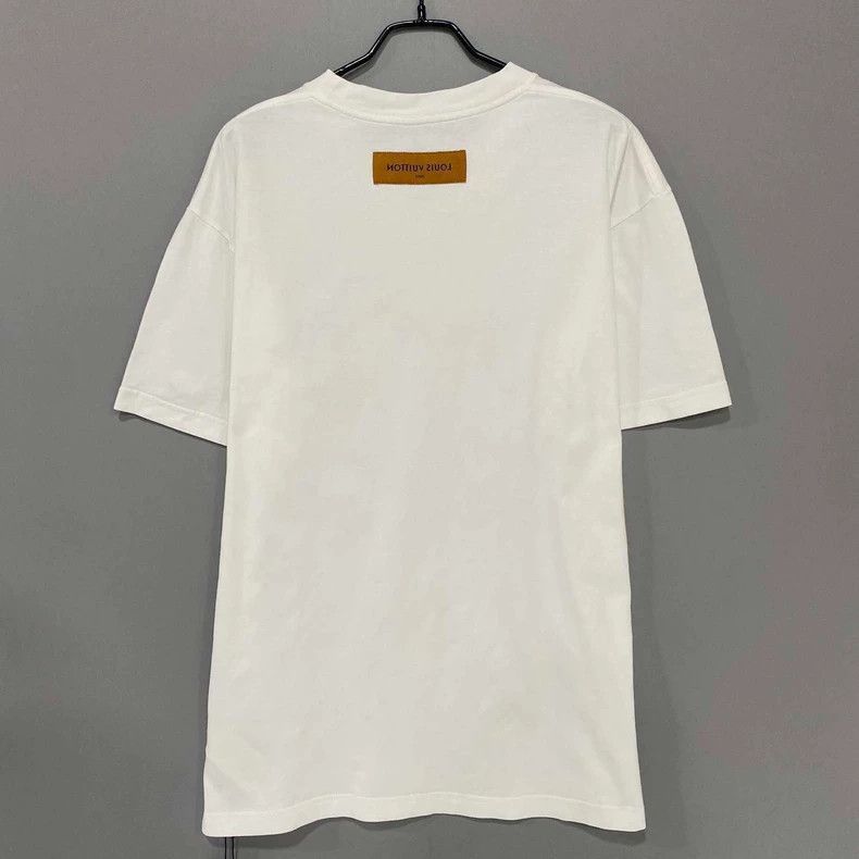 Louis Vuitton Louis Vuitton Peace Dove Logo T-shirt-2505 Size US L / EU 52-54 / 3 - 3 Thumbnail