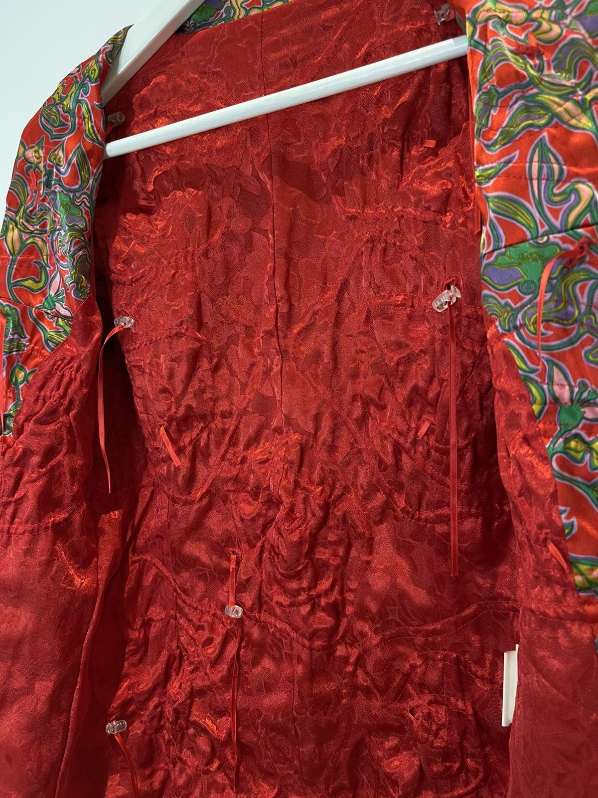 Undercover Undercover FW01 “DAVF” Red Skull-Floral Jacket w Drawstrings Size S / US 4 / IT 40 - 13 Thumbnail