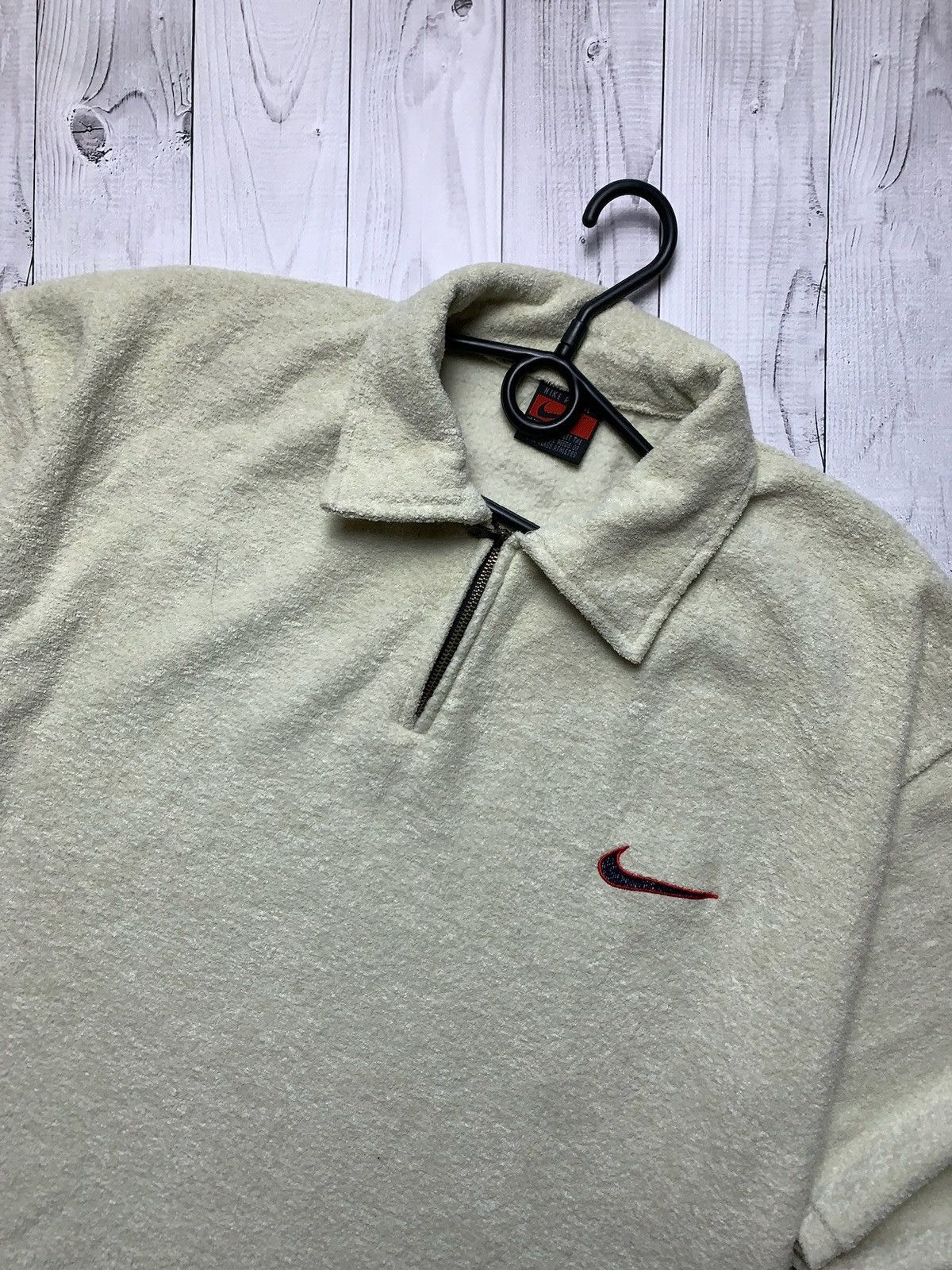 Vintage Vintage Nike Zip 1/4 Sweatshirt logo size XL Beige Size US XL / EU 56 / 4 - 2 Thumbnail