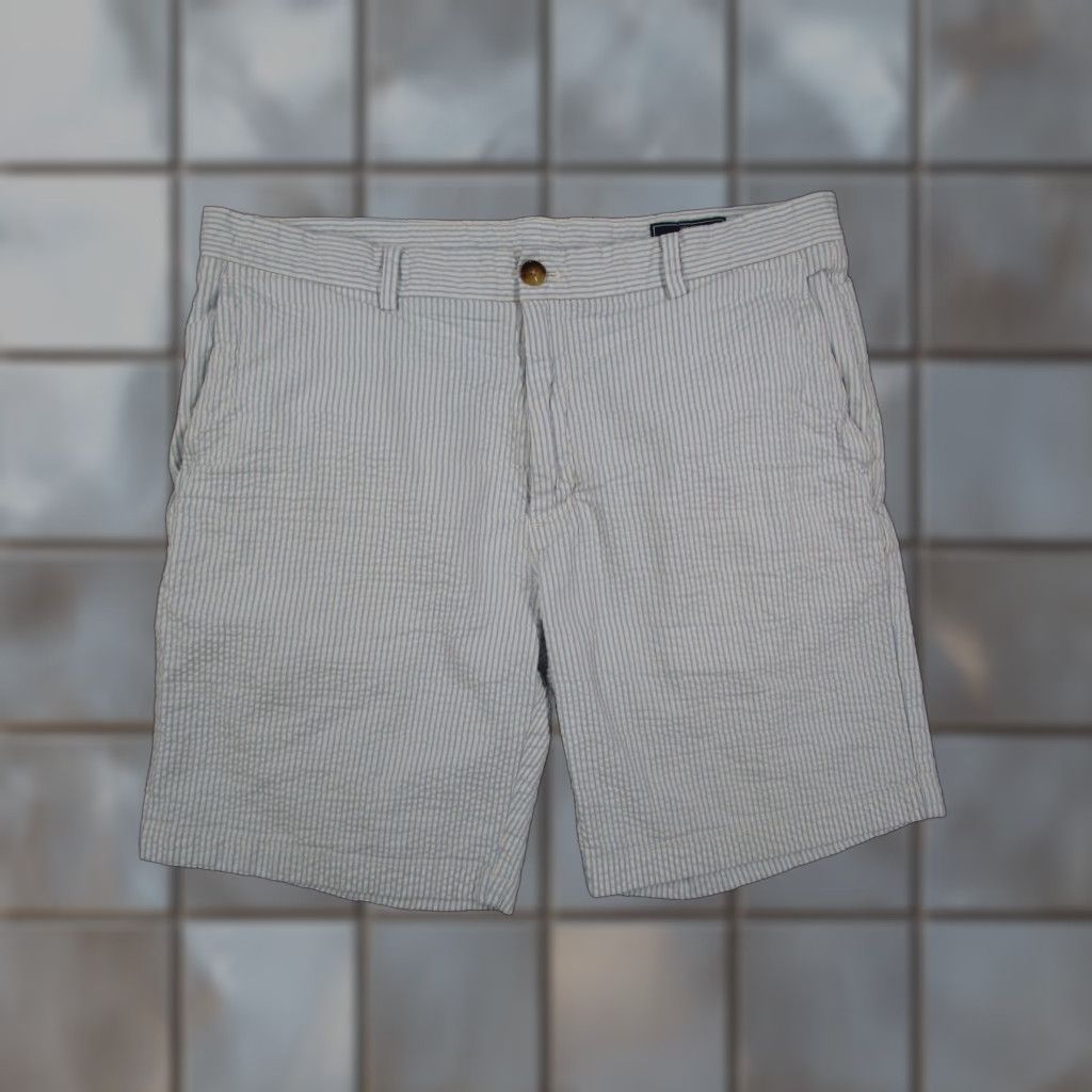 Vineyard Vines Vineyard Vines Shorts Mens 36 Chino Knit Seersucker Stripe Blue White 1H0530 Nautical Stretch Casual Flat Front 5-Pocket Mens Size US 36 / EU 52 - 1 Thumbnail