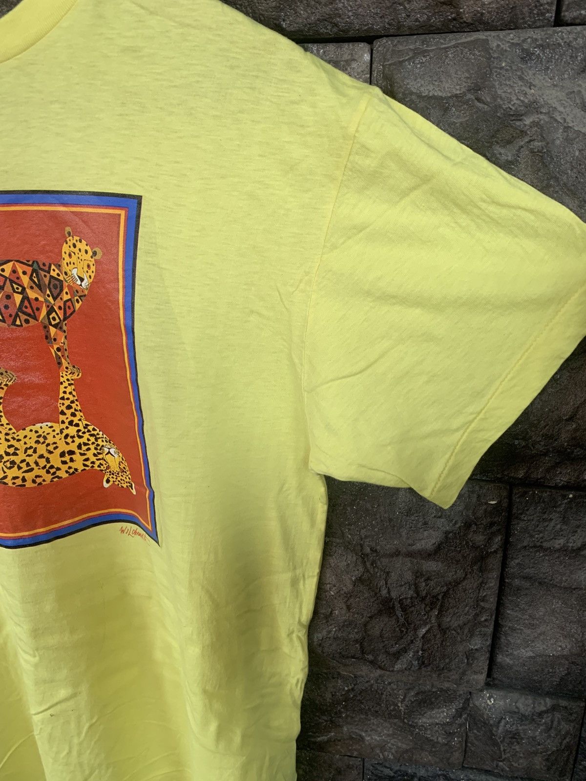 Arts & Science Vintage Brian Wildsmith Cheetah Painting Artwork T shirt Size US M / EU 48-50 / 2 - 6 Thumbnail