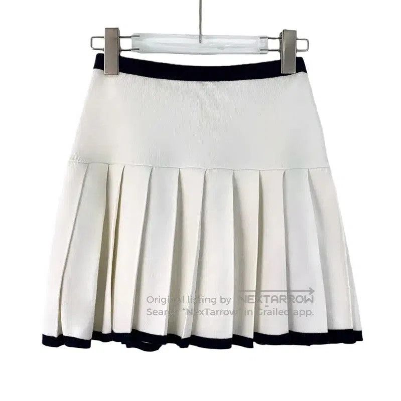 Miu Miu Miu Miu Women's White Cotton Pleated Skirt . Size 22" - 2 Thumbnail