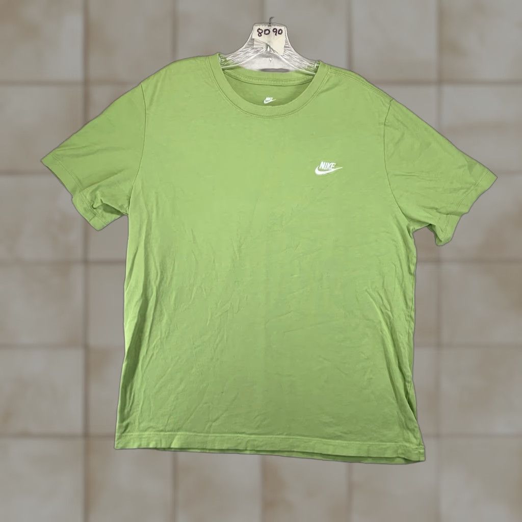 Nike Nike T-Shirt Men Large Lime Green Short Sleeve Crew Neck Cotton Logo Embroidered Classic Sports Size US L / EU 52-54 / 3 - 1 Thumbnail