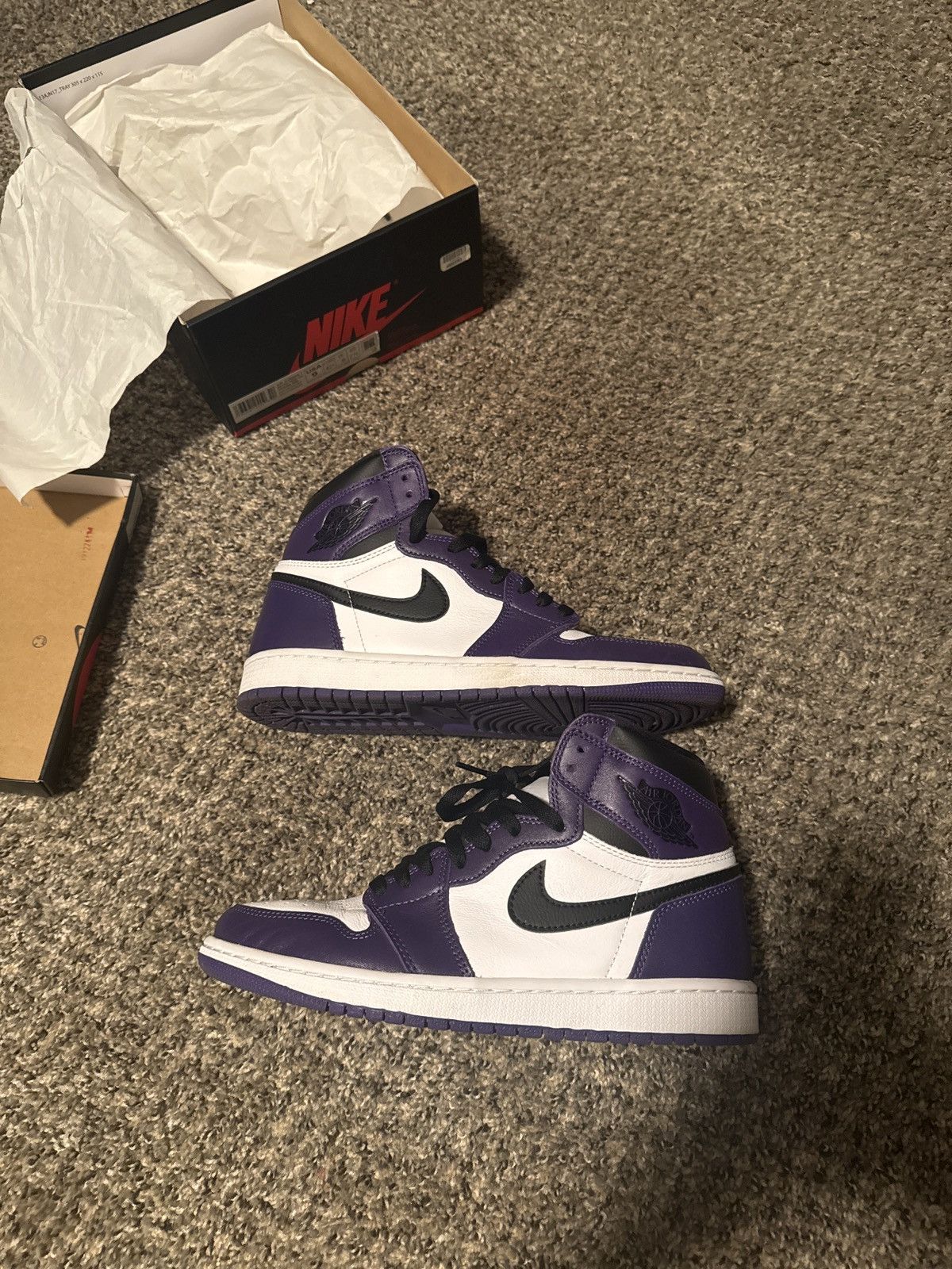 Jordan Brand Jordan 1 Court Purple Size US 9 / EU 42 - 1 Thumbnail