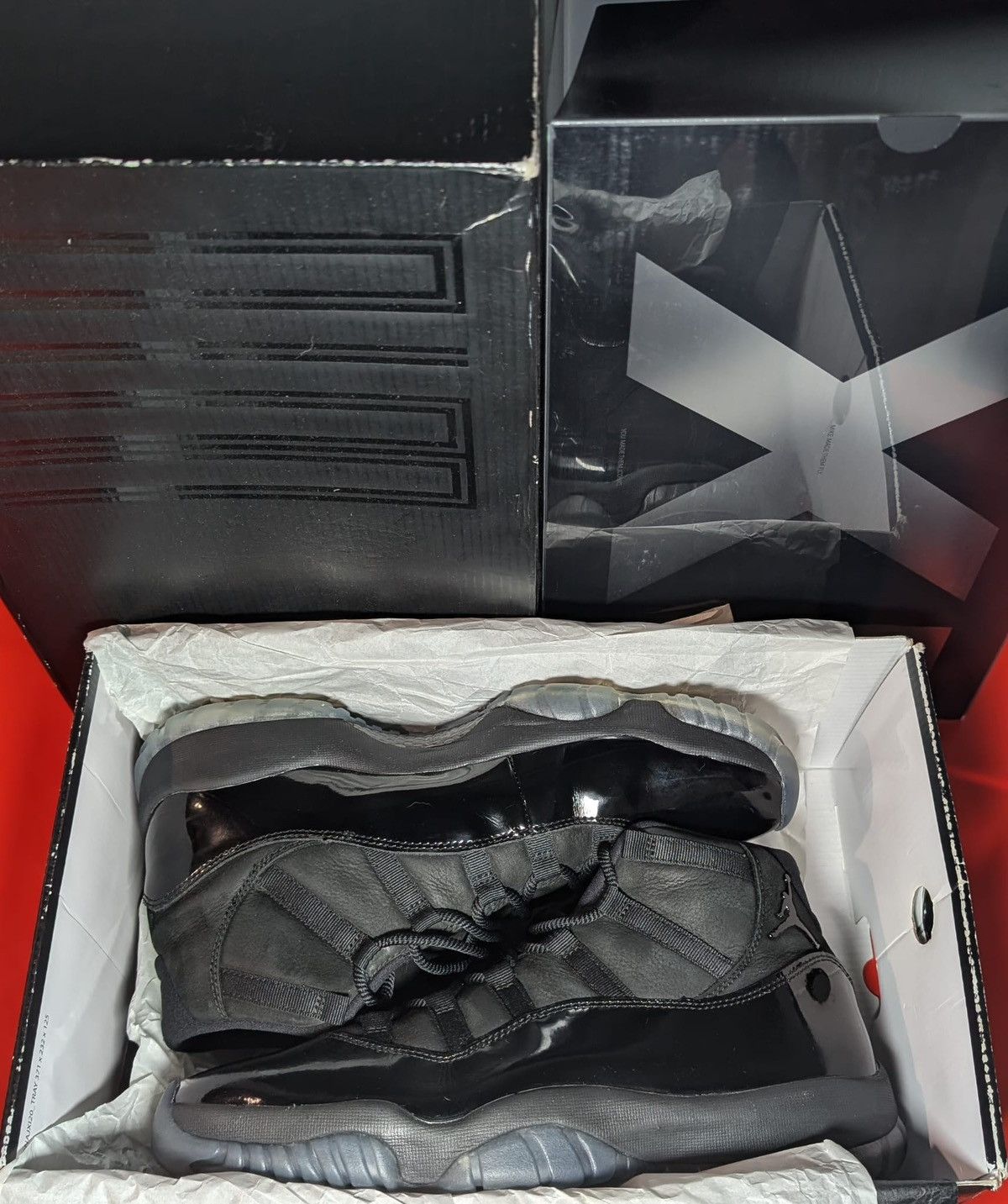 Jordan Brand Size 12 - Jordan 11 Retro Cap and Gown 2018 Size US 12 / EU 45 - 8 Thumbnail