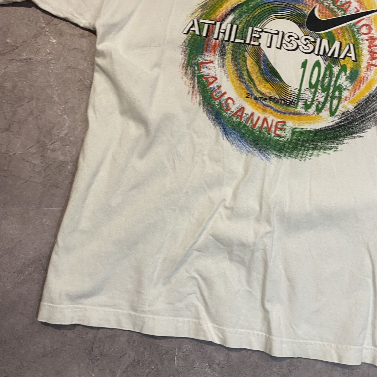 Nike VINTAGE NIKE INTERNATIONAL 1996 TEE BIG LOGO USA Size US L / EU 52-54 / 3 - 6 Thumbnail