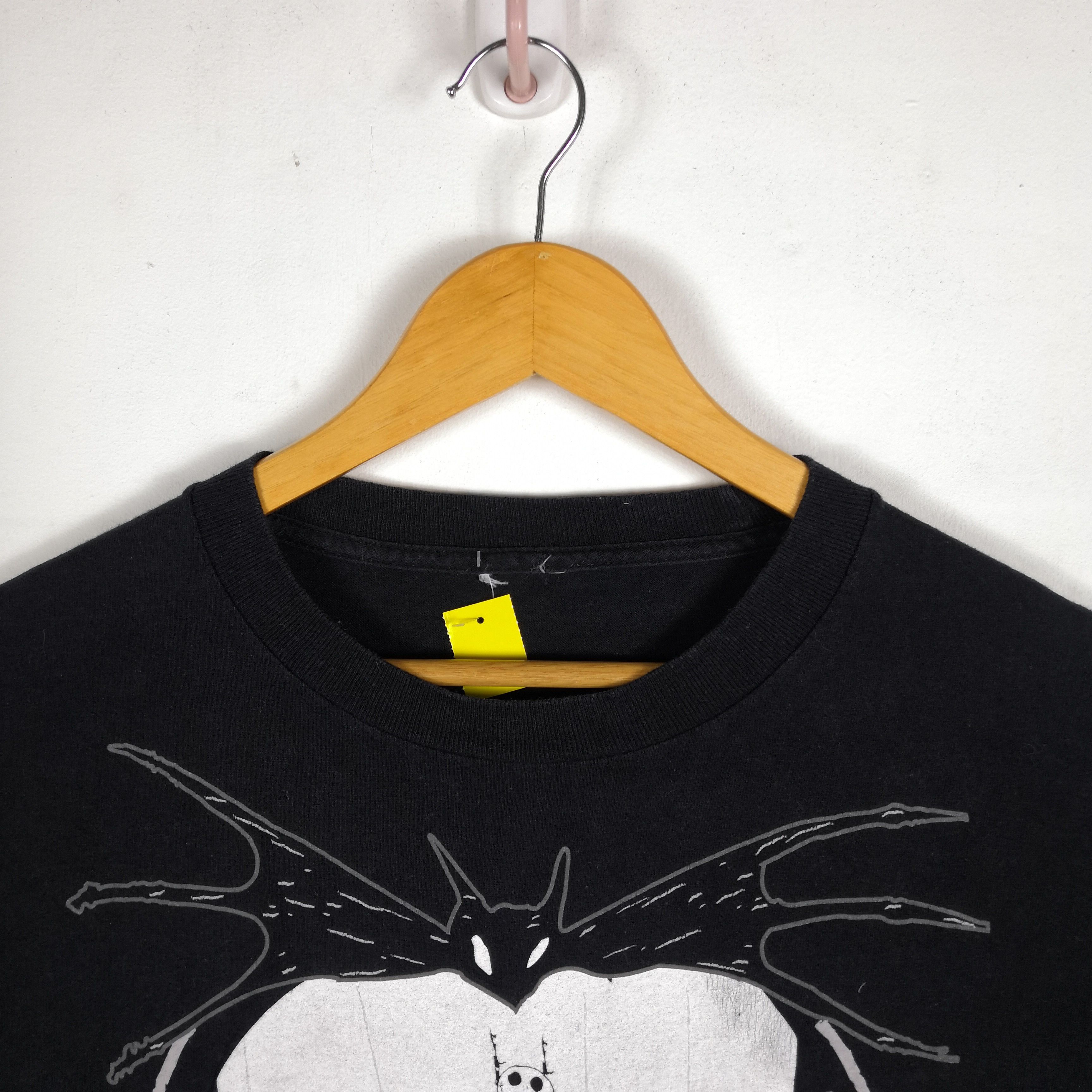 Vintage Vintage Nightmare to Remember T-Shirt Vest Movie Cartoon Tee Size US L / EU 52-54 / 3 - 4 Thumbnail