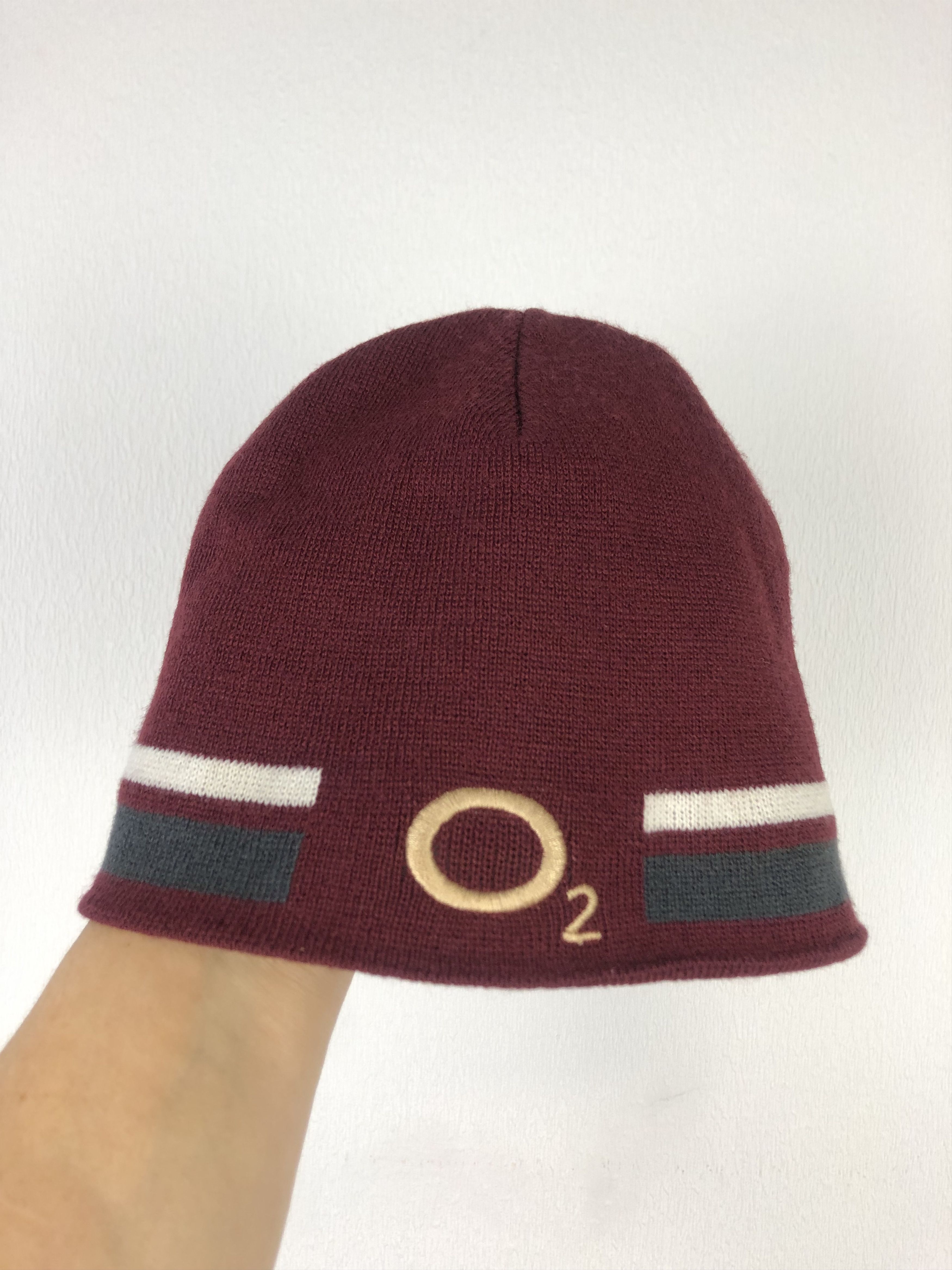 Nike Vintage Nike Arsenal Beanie Hat Football Cap Burgundy o2 Size ONE SIZE - 2 Thumbnail