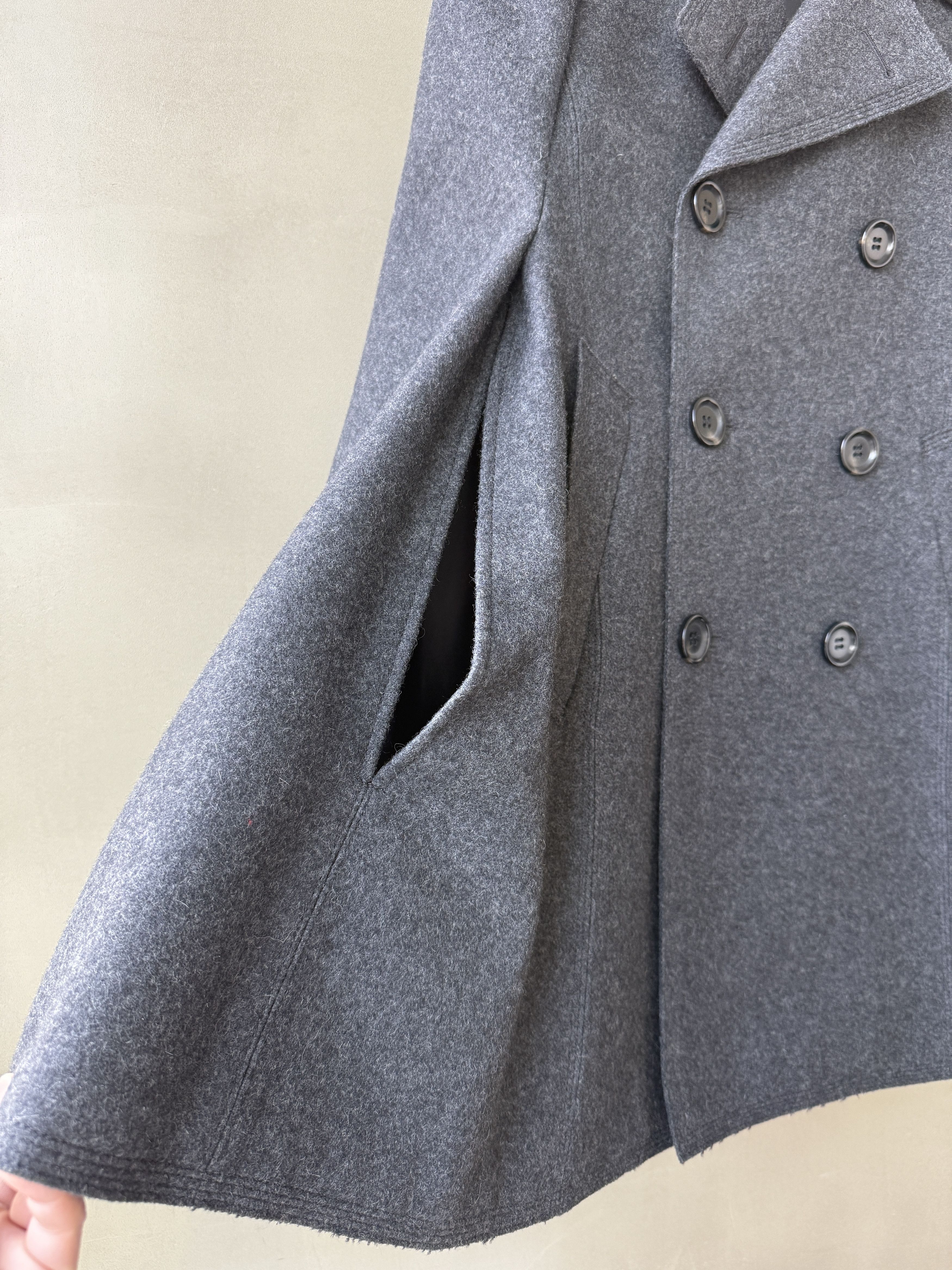 Junya Watanabe Junya Watanabe Comme des Garcons Charcoal Grey Cape Poncho Size XS / US 0-2 / IT 36-38 - 9 Thumbnail