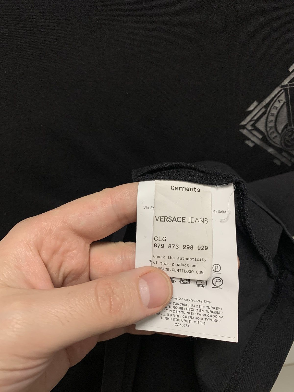 Versace Jeans Couture Versace jeans couture big logo black t-shirt M sz Size US M / EU 48-50 / 2 - 5 Thumbnail