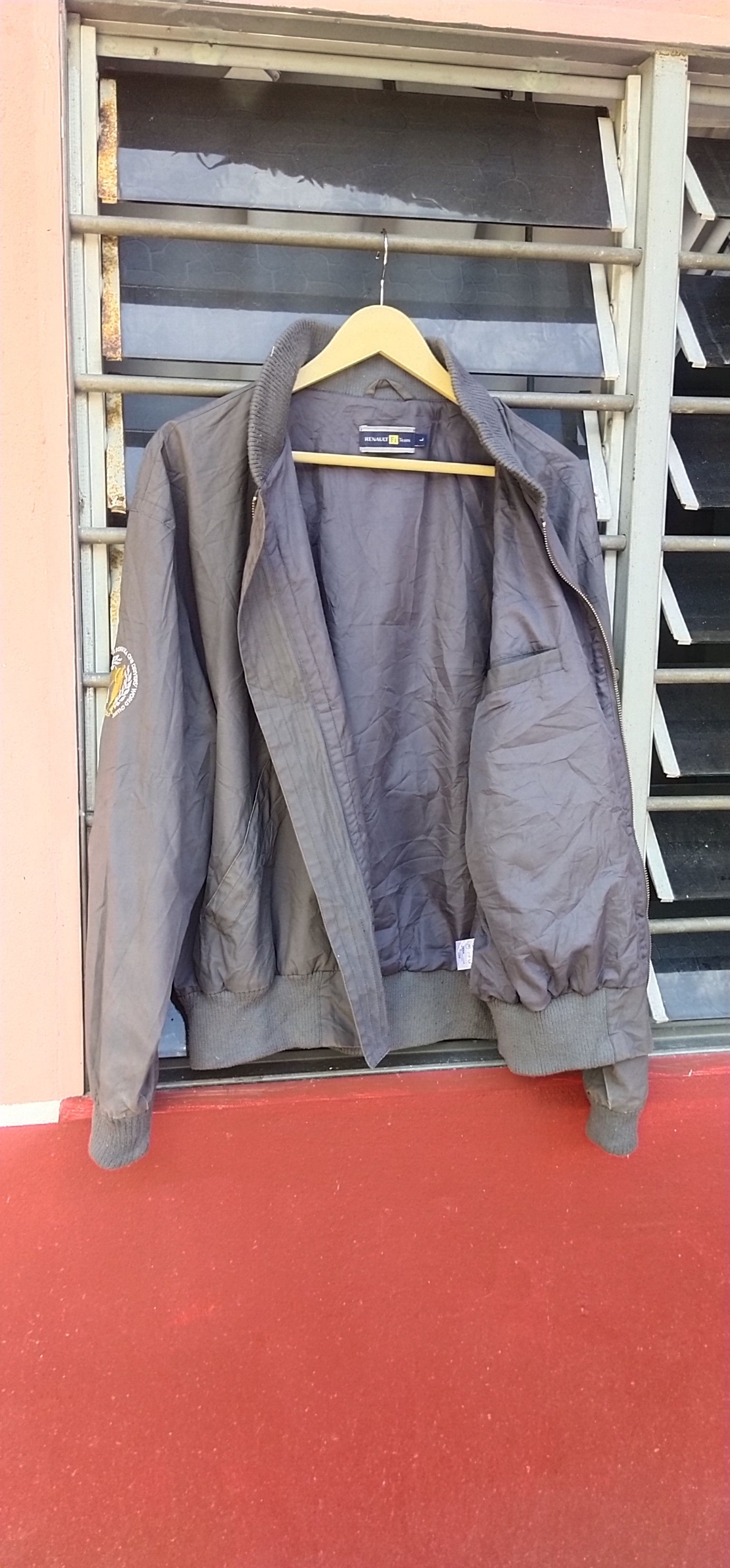 Formula 1 × Sports Specialties Final Drop Formula 1 Jacket L Size US L / EU 52-54 / 3 - 2 Thumbnail