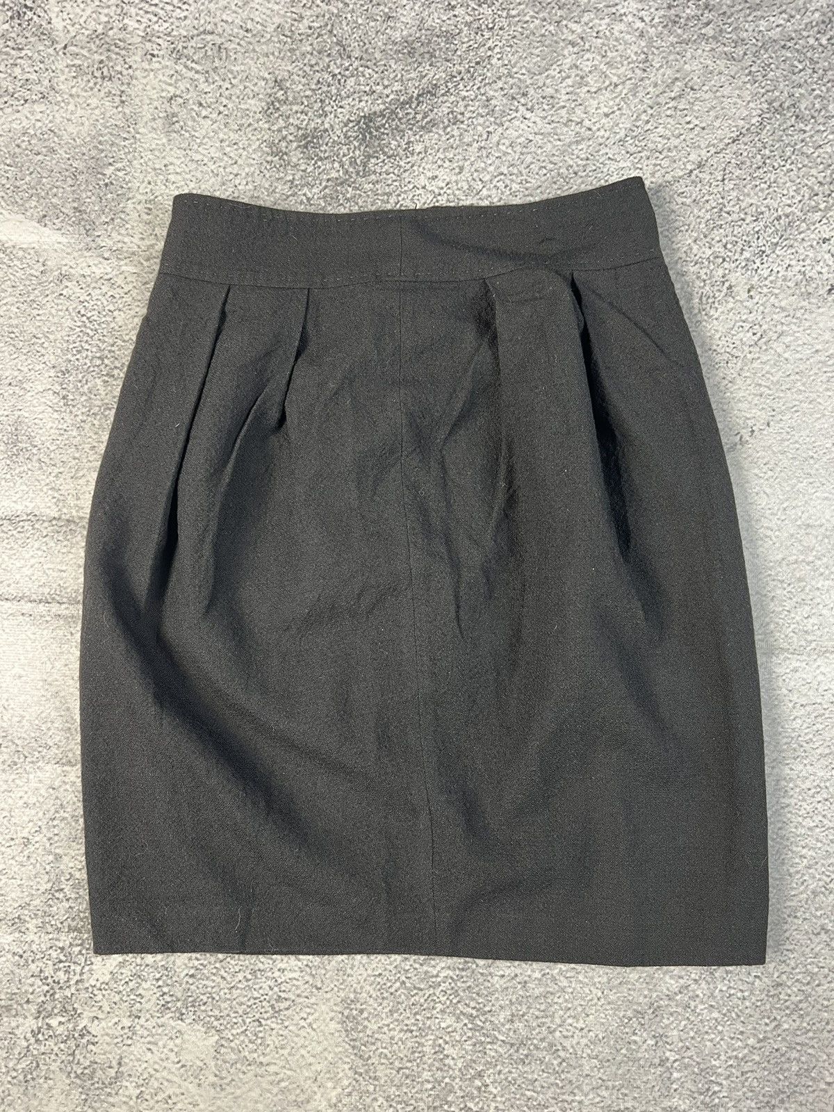 Moschino Moschino cheap and chic mini skirt Size 28" / US 6 / IT 42 - 3 Thumbnail