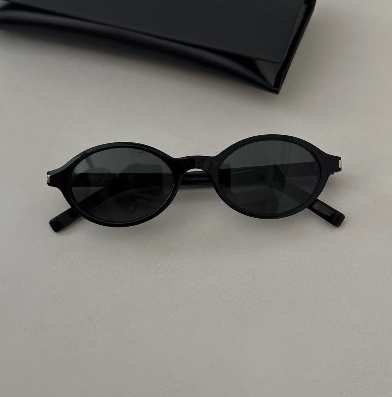 Yves Saint Laurent Saint Laurent JEANNE SUN SL 751 001 Size ONE SIZE - 7 Thumbnail