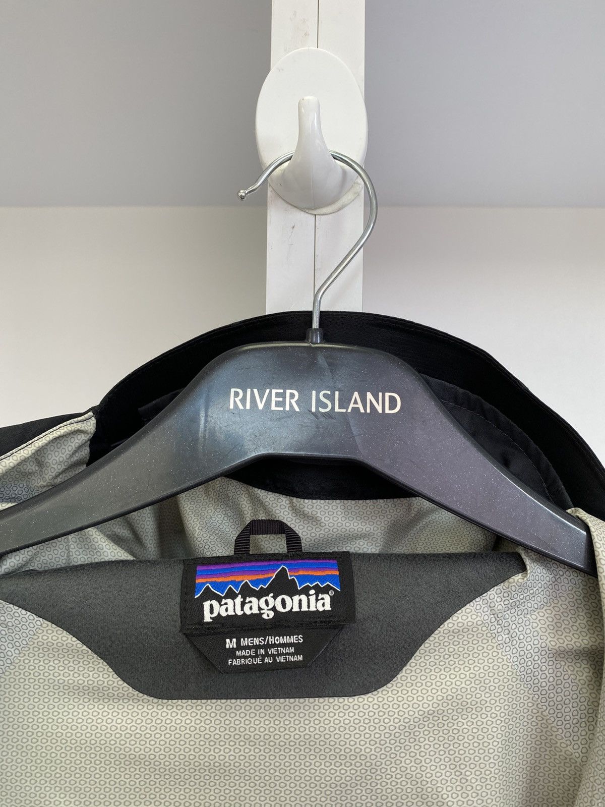 Patagonia Vintage Patagonia Black Windbreaker Jacket Size US M / EU 48-50 / 2 - 7 Thumbnail