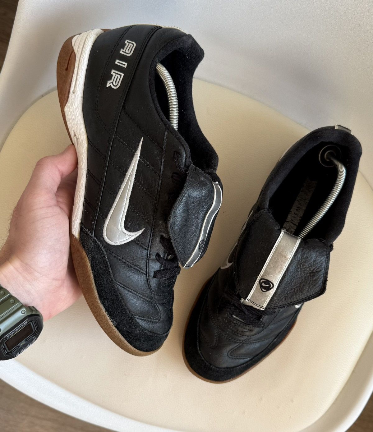 RARE 2004 NIKE AIR TIEMPO Y2K INDOOR SOCCER SHOES SNEAKERS