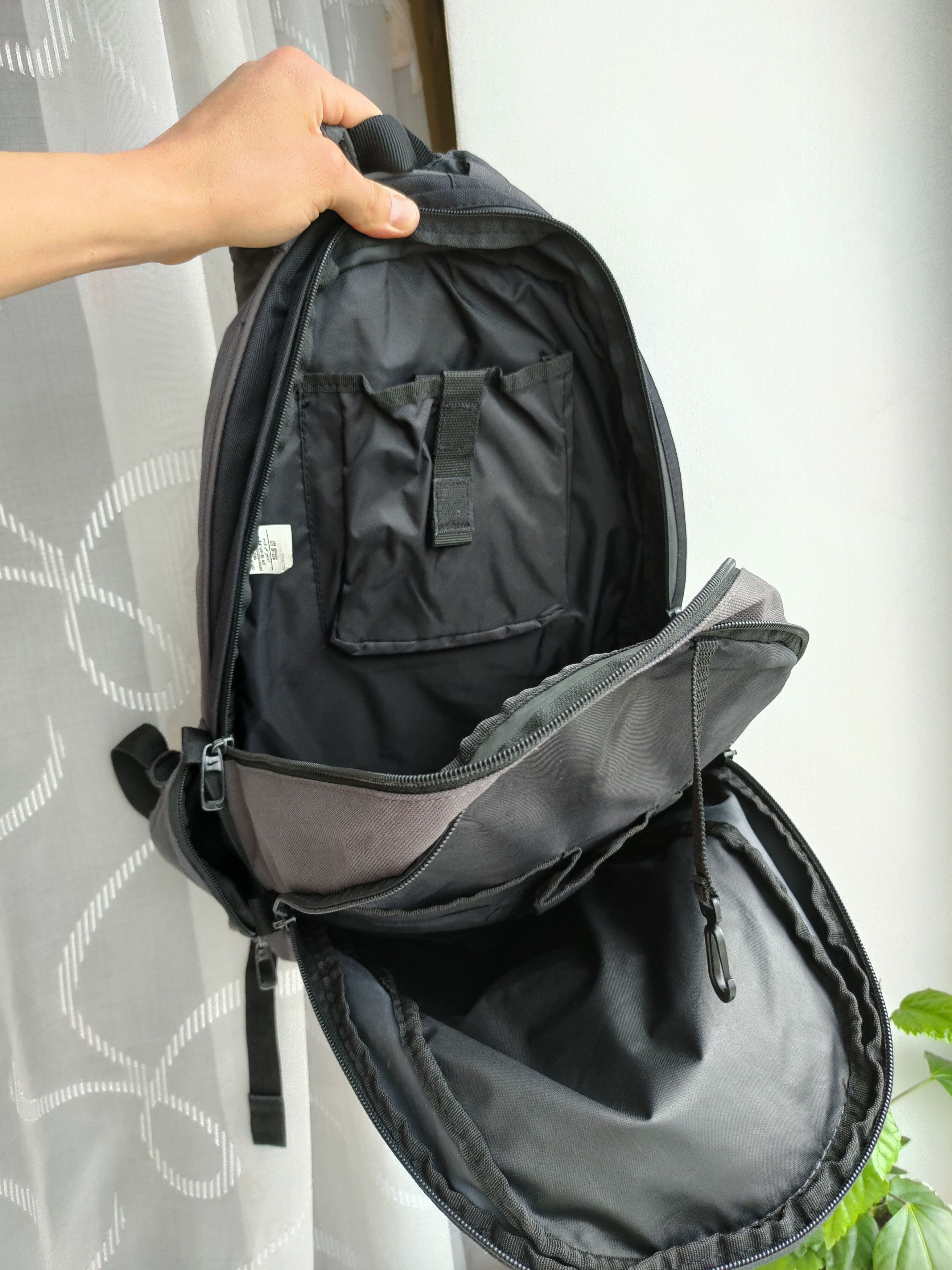 Nike Vintage Nike Air Max 95 Backpack Nike Air Max Size ONE SIZE - 6 Thumbnail