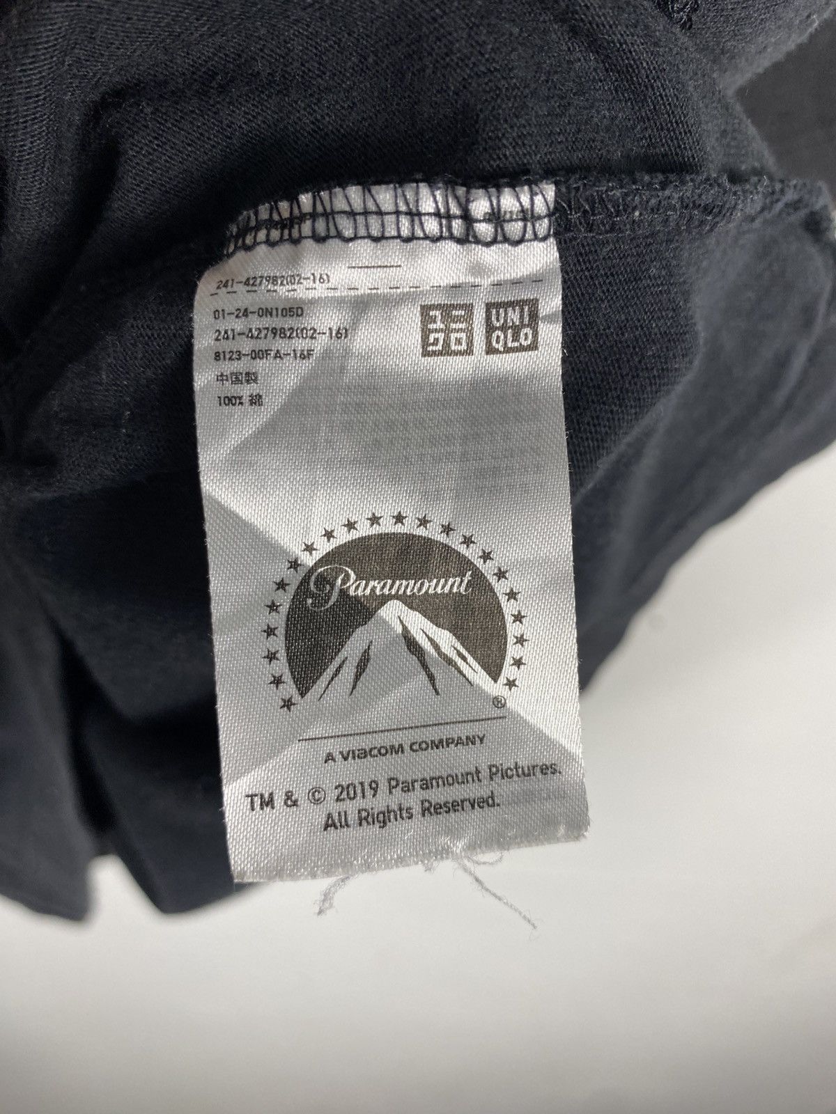 Uniqlo Uniqlo X 80s Movie Flashdance Big Print On Back T-Shirt Size US XL / EU 56 / 4 - 8 Thumbnail