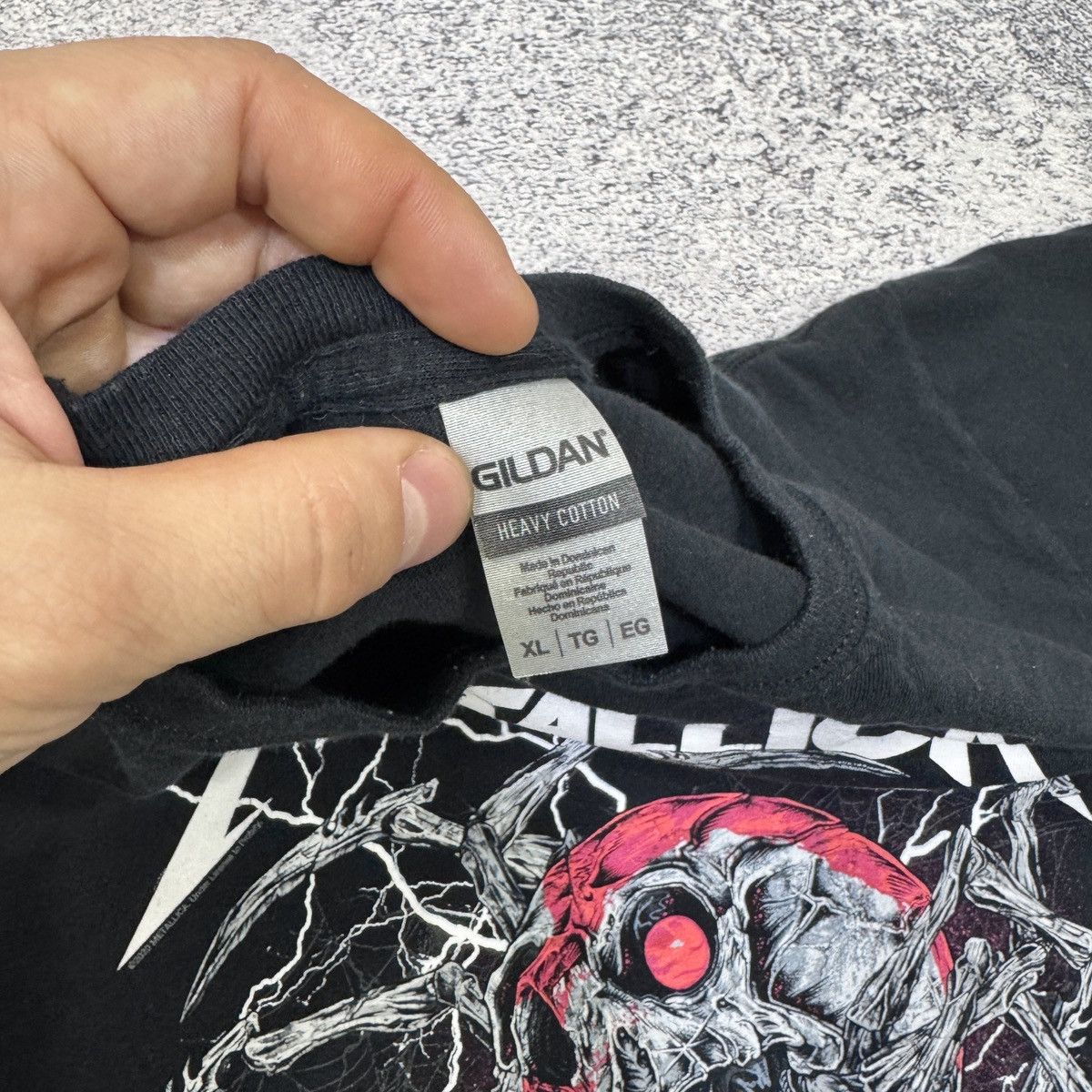Metallica Metallica Spider Dead Mens T-Shirt L-XL size Size US XL / EU 56 / 4 - 4 Thumbnail