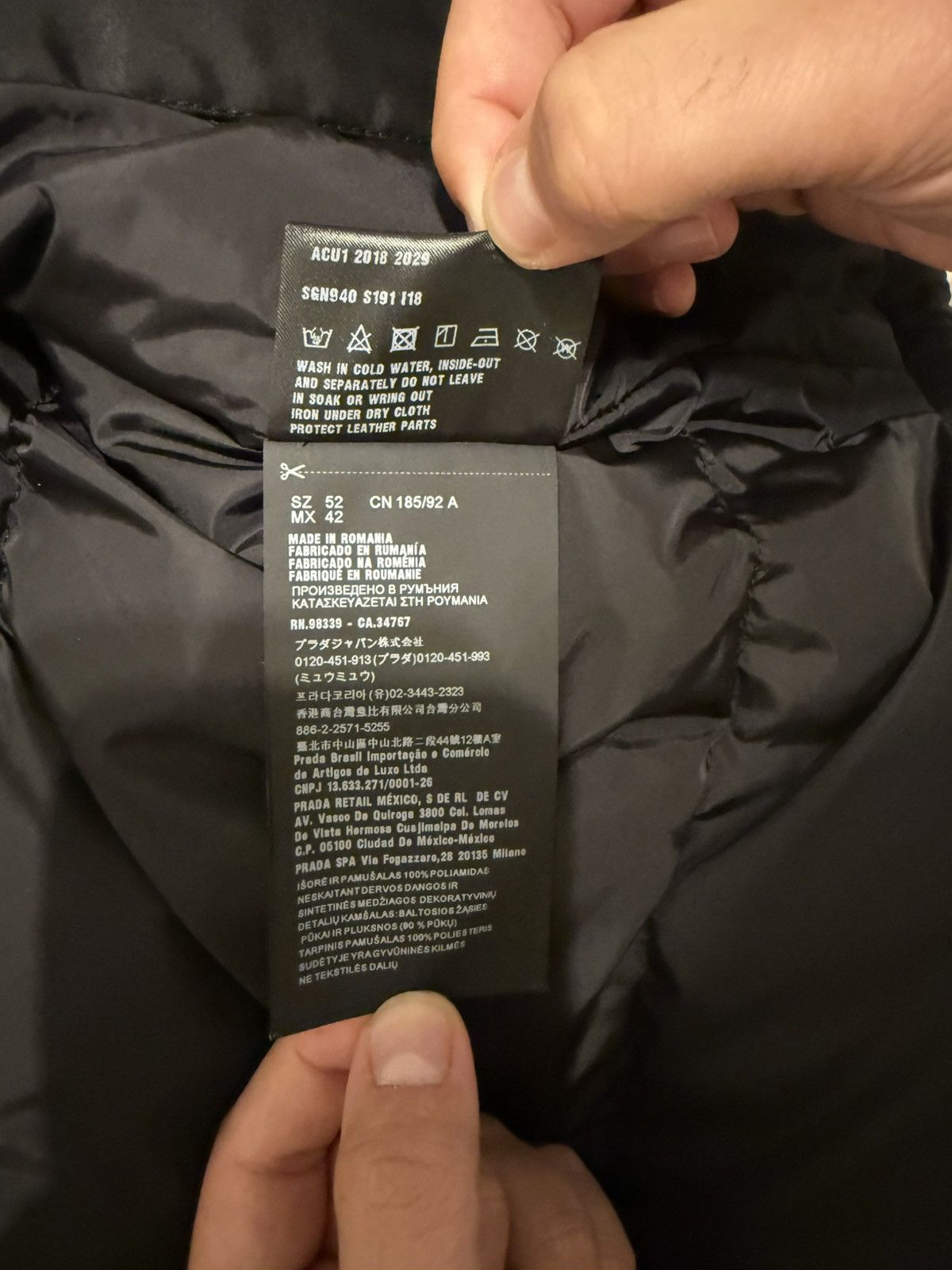 Prada Padded Nylon Gabardine Vest Size US L / EU 52-54 / 3 - 21 Thumbnail