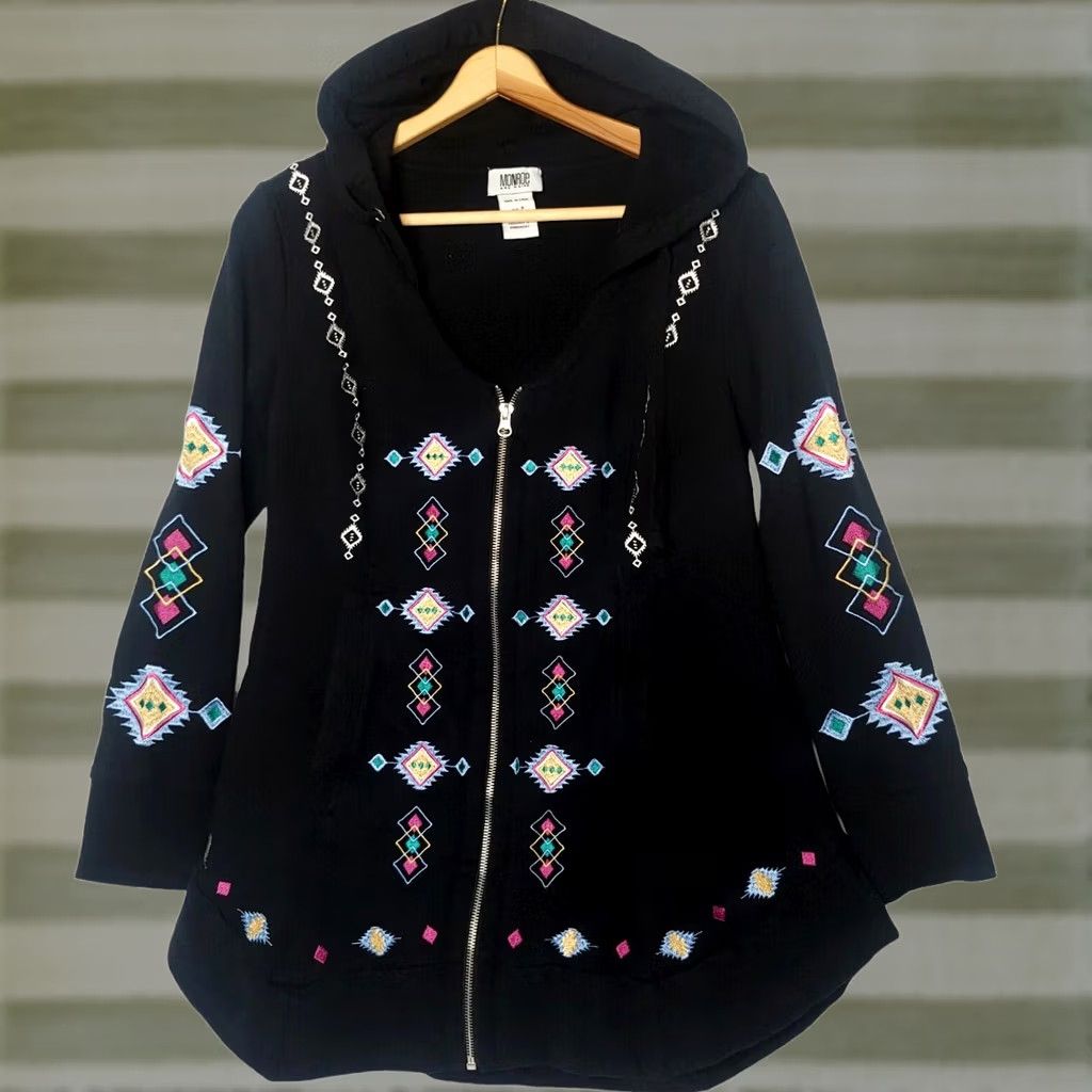 Vintage Monroe & Maine Sweatshirt Women M Southwest Aztec Black Hood Flared Artsy Sweatshirt Size M / US 6-8 / IT 42-44 - 1 Thumbnail