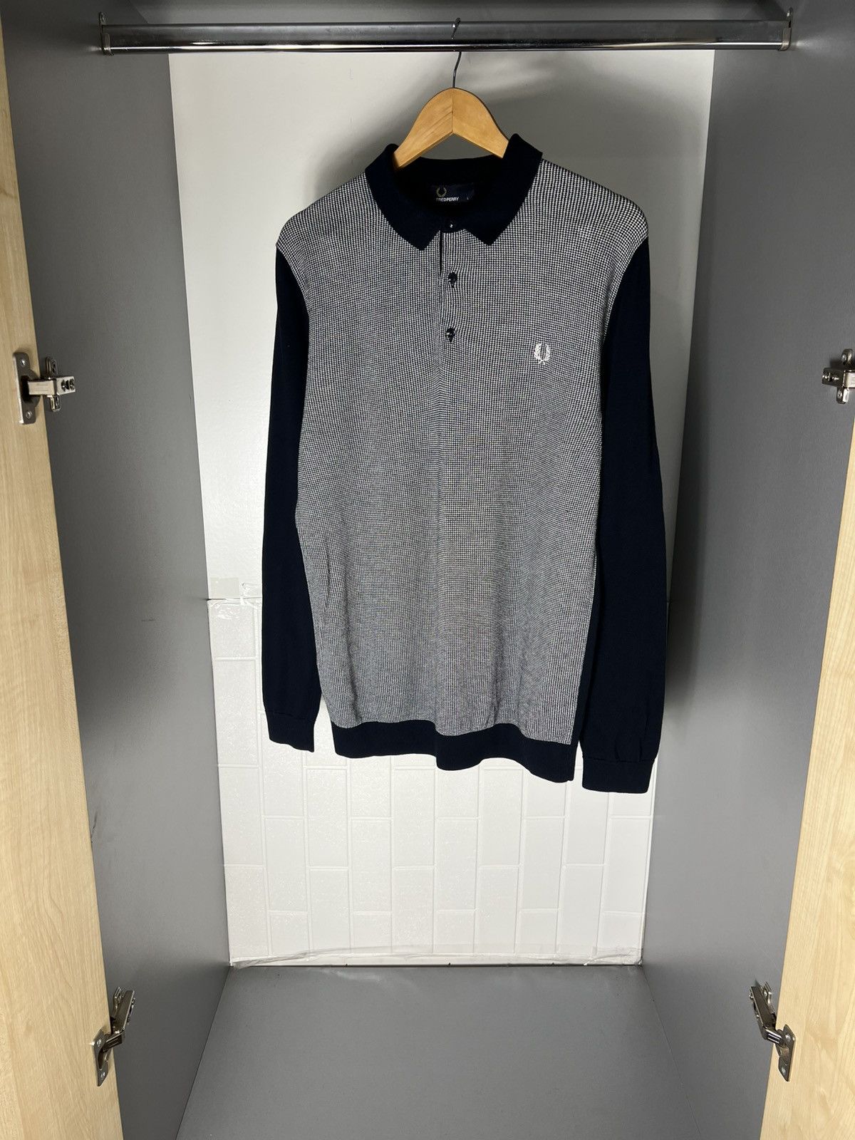 Fred Perry VINTAGE FRED PERRY LONG SLEEVE POLO CASUAL DESIGNER DELUX Size US L / EU 52-54 / 3 - 10 Thumbnail