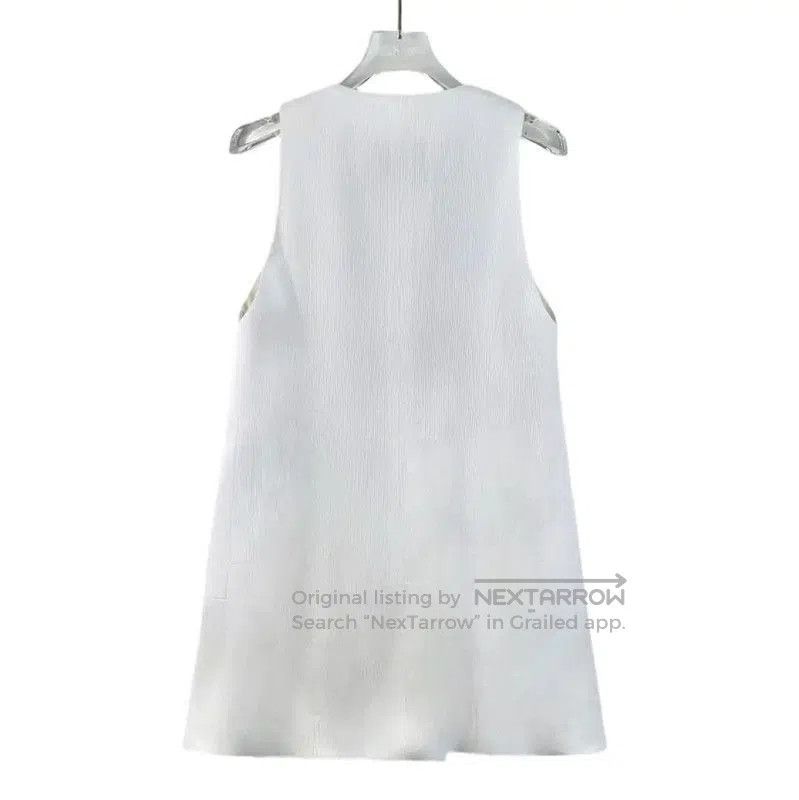 Chanel Chanel White Cotton Sleeveless Dress XS . Size XS / US 0-2 / IT 36-38 - 2 Thumbnail