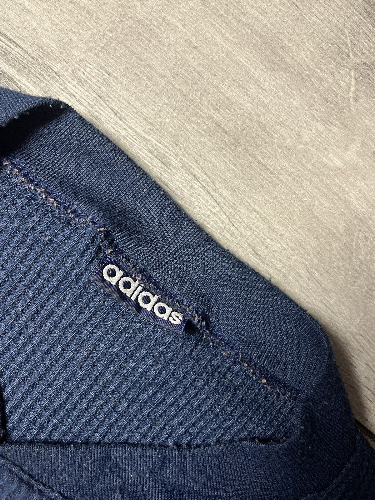 Adidas Vintage Adidas trefoil Tshirt 90s size XLarge Size US XL / EU 56 / 4 - 4 Thumbnail