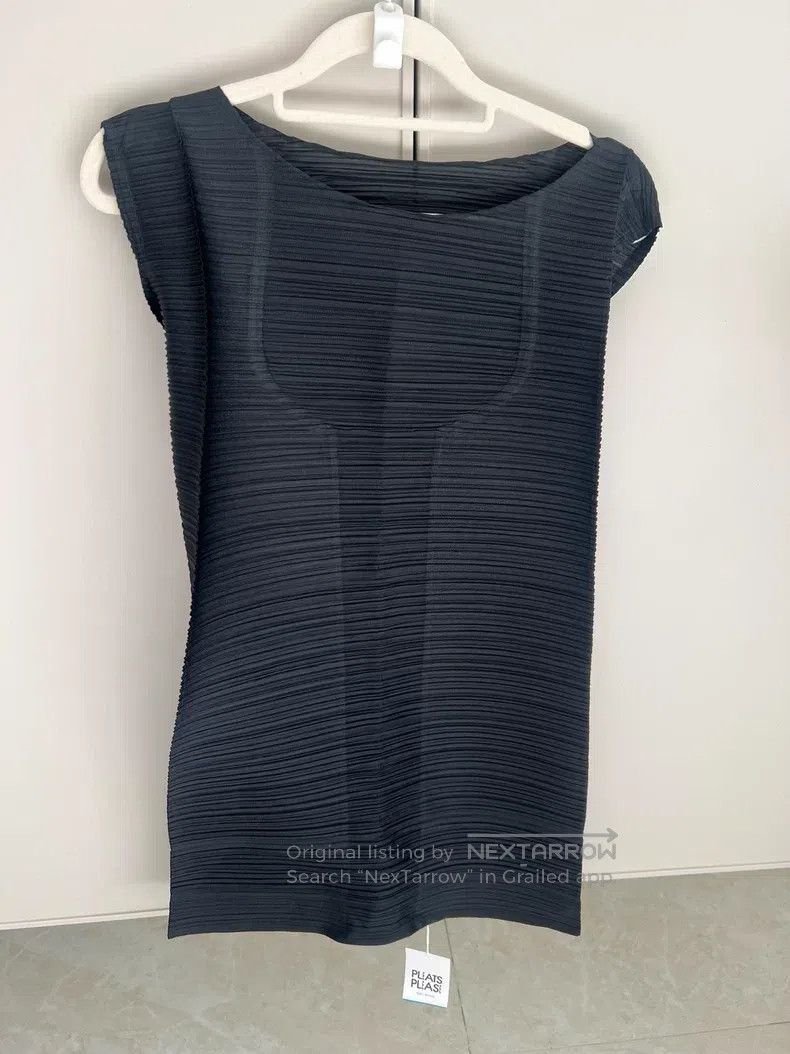 Issey Miyake Issey Miyake Black Tank Top Size L / US 10 / IT 46 - 1 Thumbnail