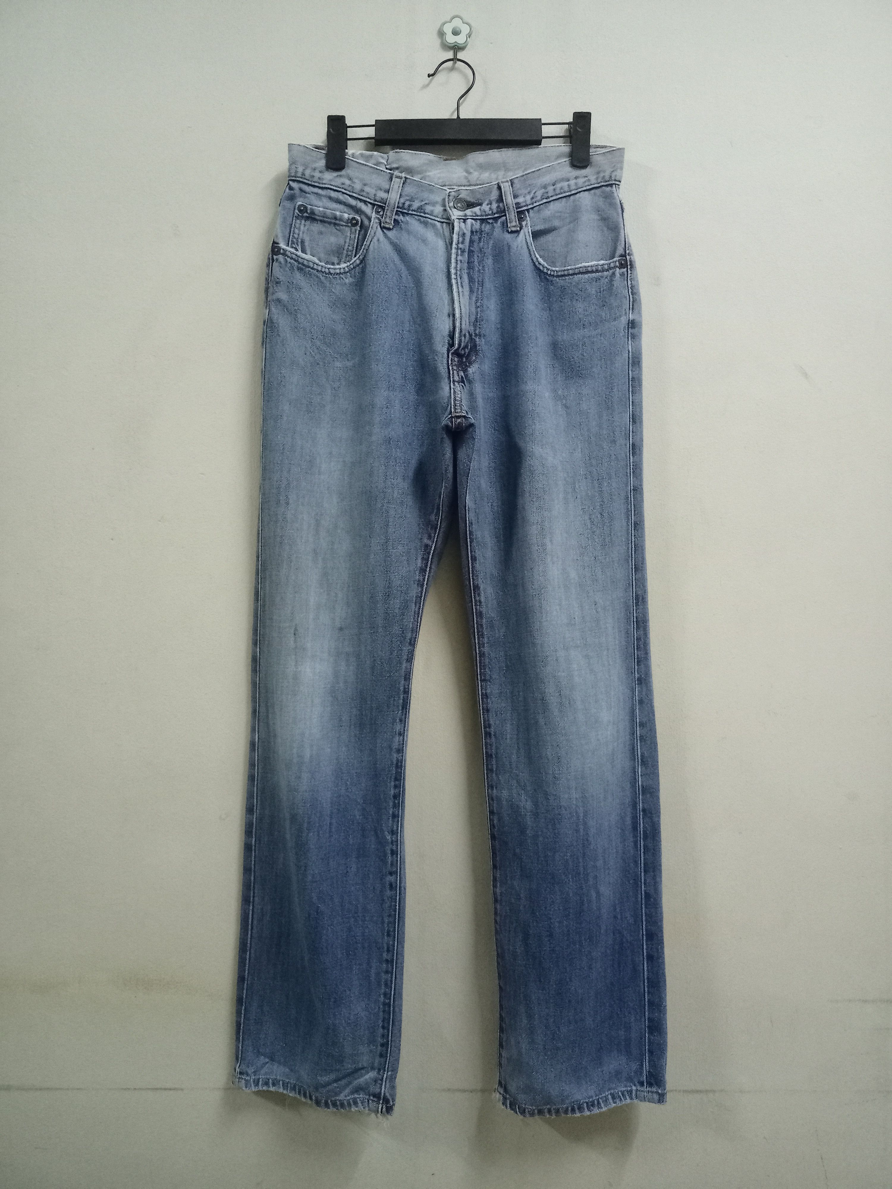 Japanese Brand Vintage Japanese Brand Blue Wash Loose Style Jeans Size US 29 - 1 Thumbnail