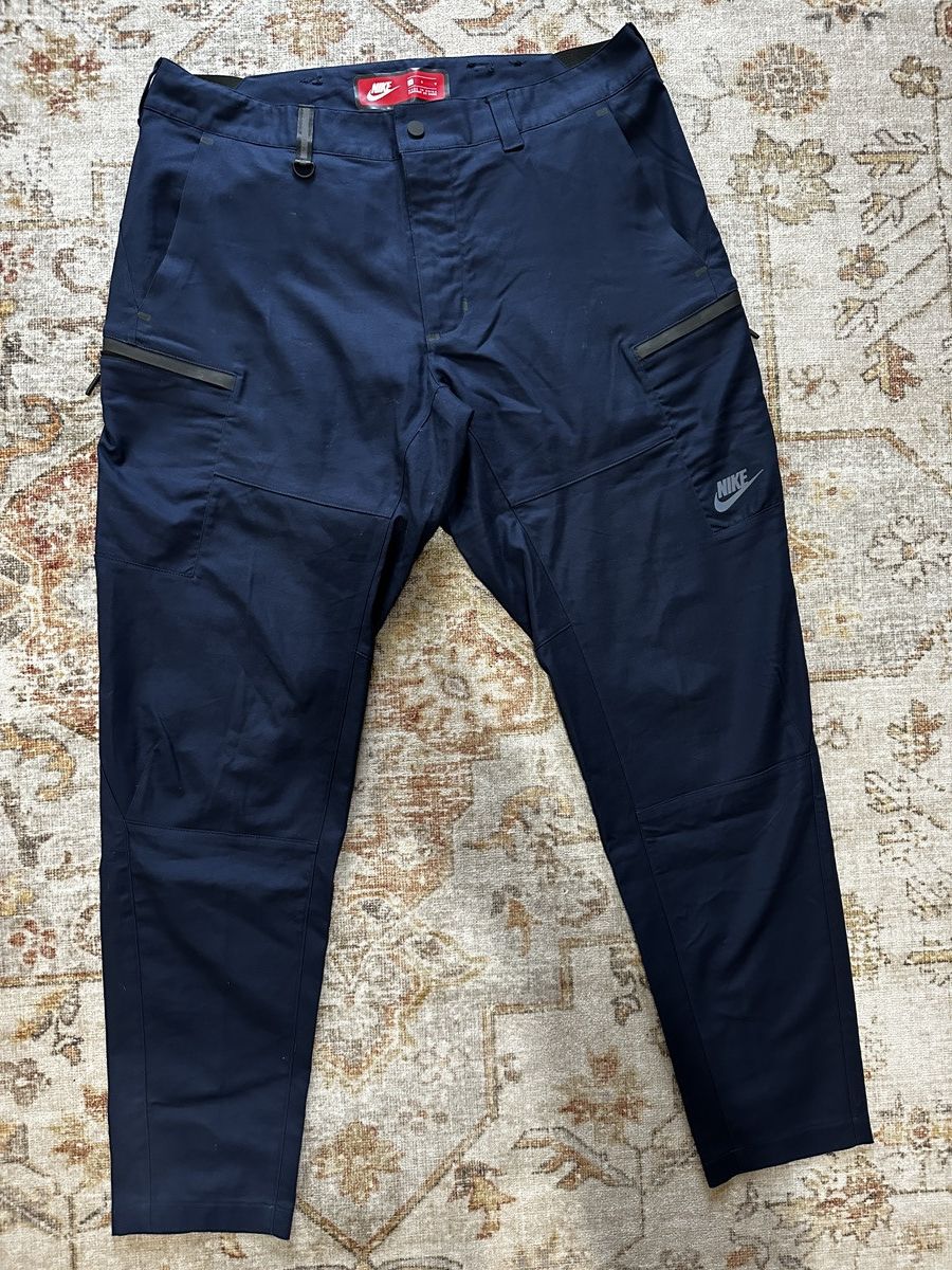 Nike Nike Tech Cargo Pants Size US 34 / EU 50 - 1 Thumbnail