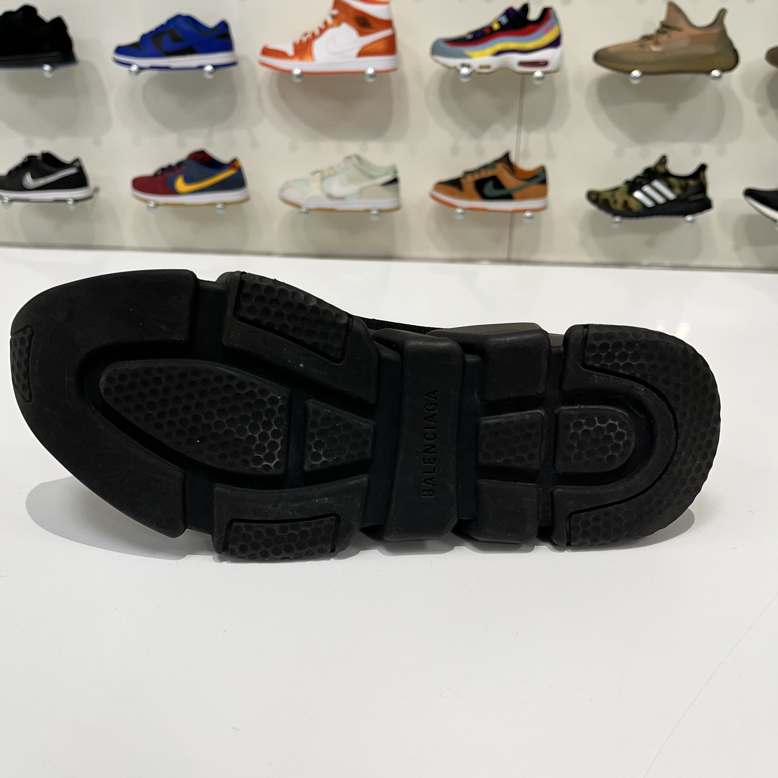 Balenciaga Balenciaga Speed 2.0 Sneakers Black Size US 7 / EU 40 - 11 Thumbnail
