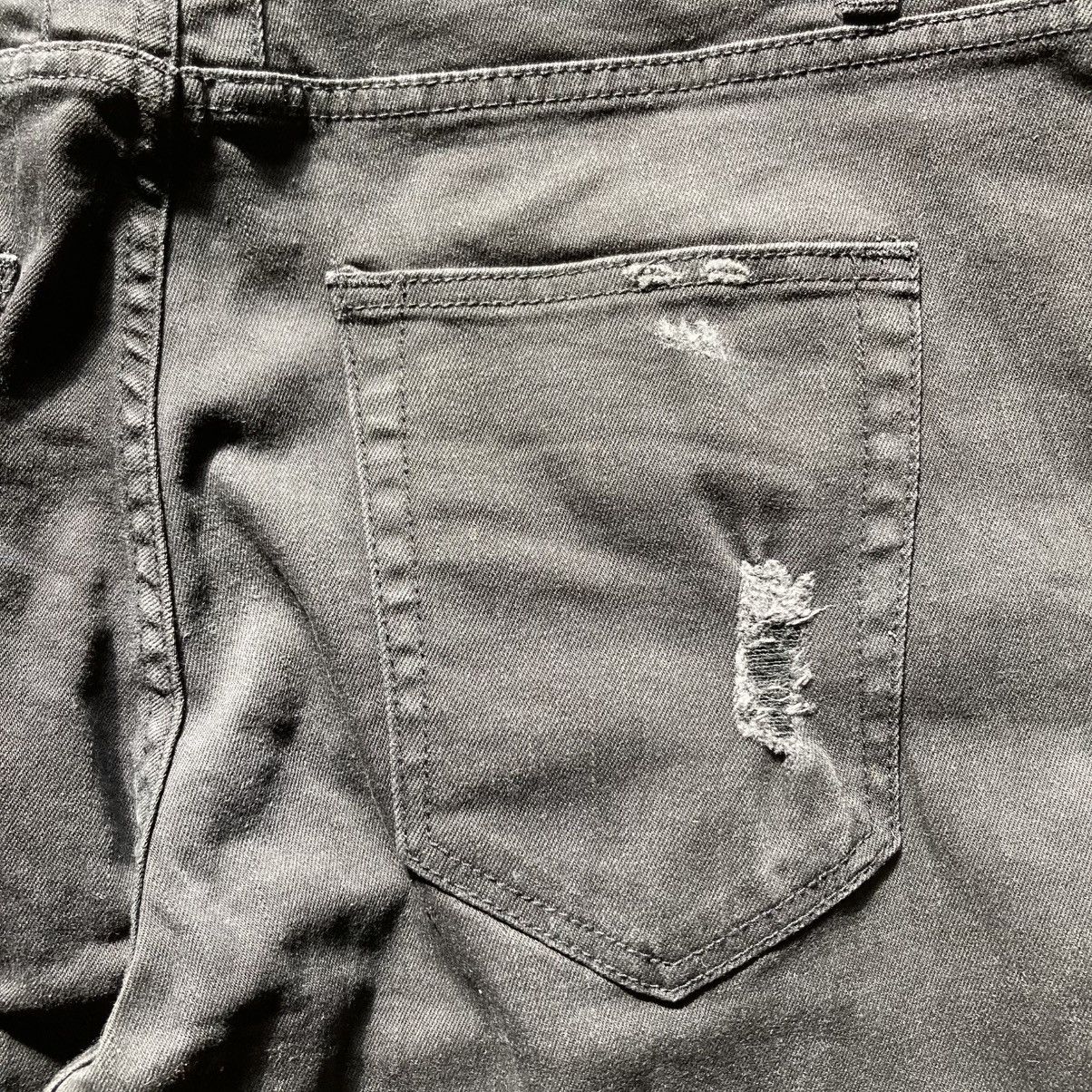 Saint Laurent Paris Saint Laurent x Hedi Slimane Distressed Black Skinny Jeans Size US 32 / EU 48 - 16 Thumbnail