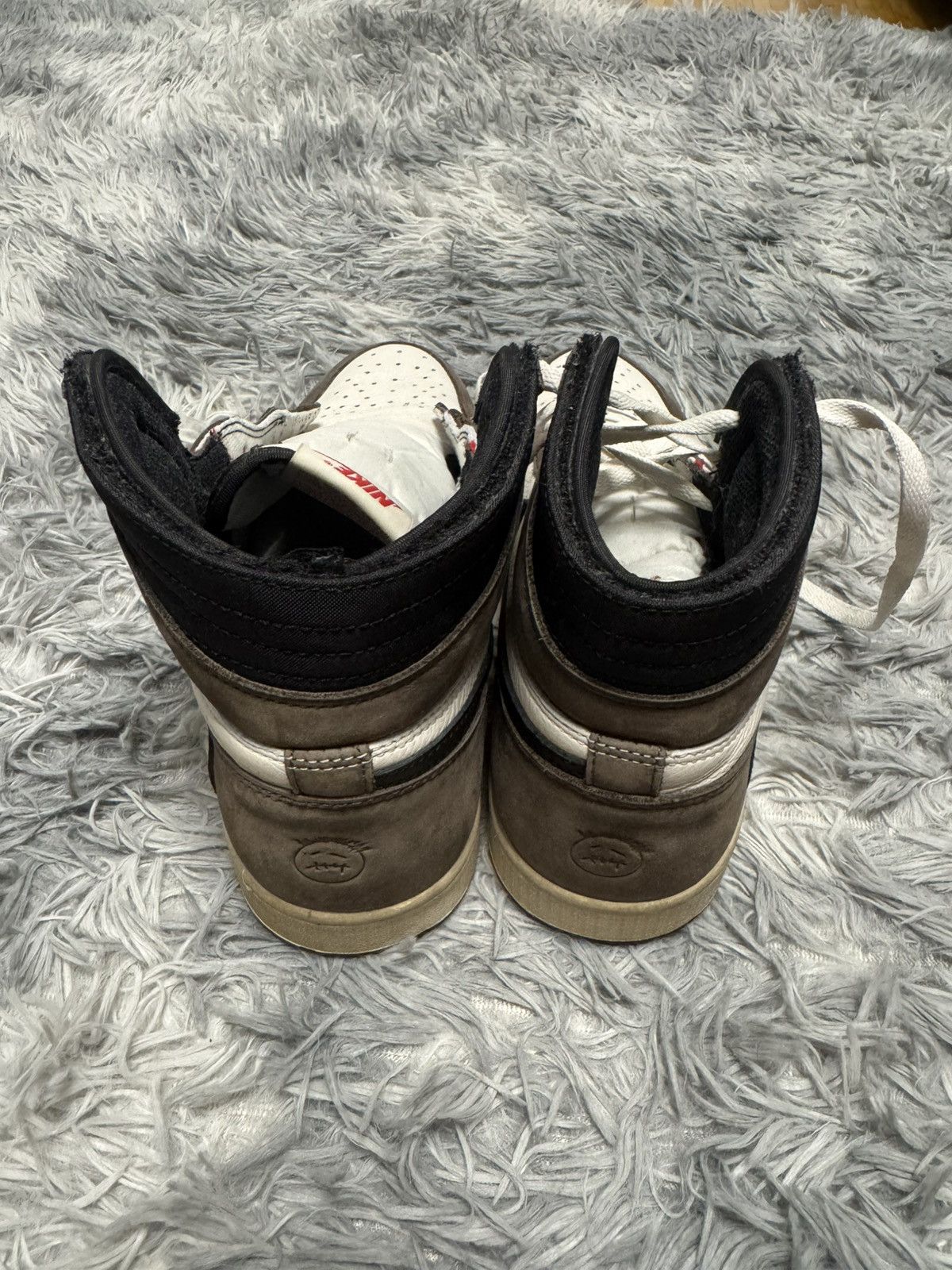 Jordan Brand × Travis Scott Travis Scott Jordan 1 OG Mocha Size US 9.5 / EU 42-43 - 4 Thumbnail