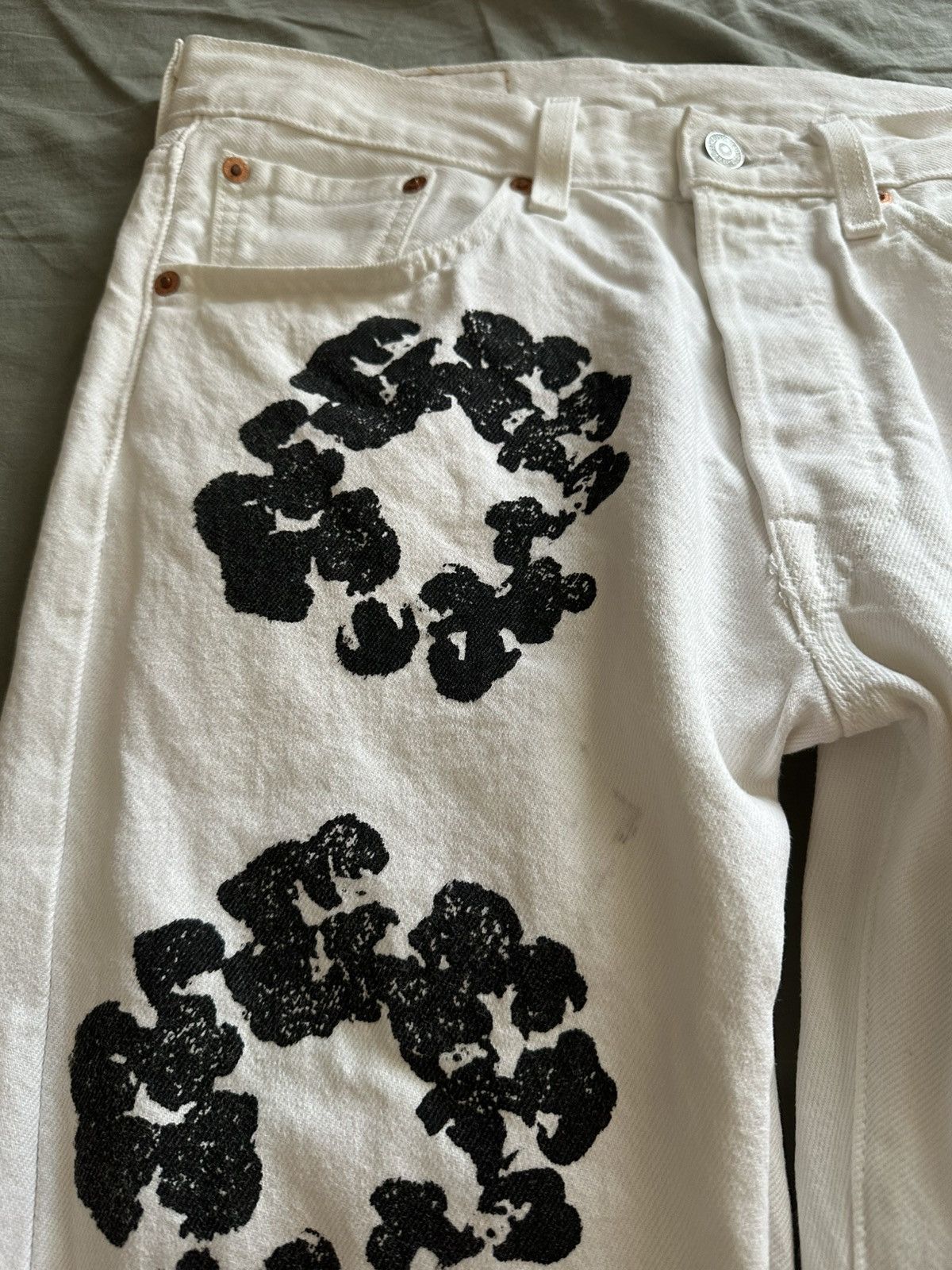 DENIM TEARS Levi’s 501 x Denim Tears Size US 30 / EU 46 - 4 Thumbnail