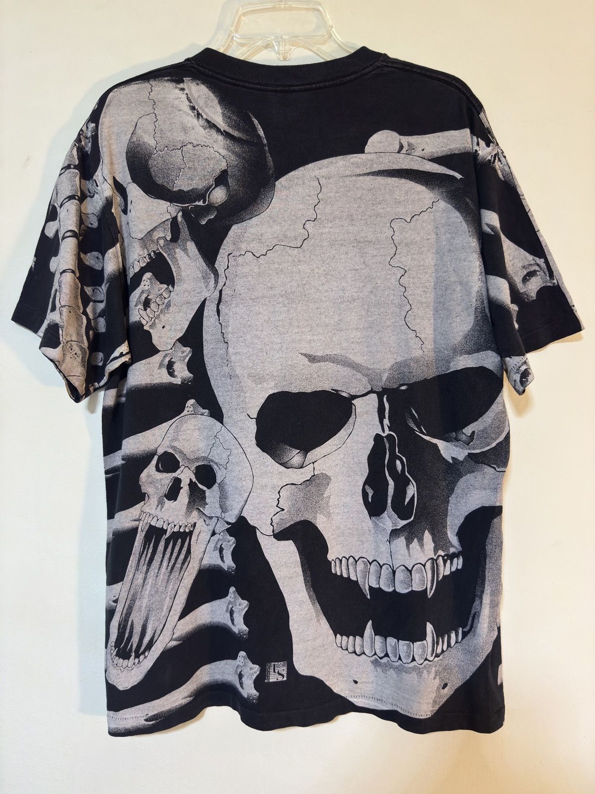 Vintage Vintage Skeleton Skull All Over Print 90s tee Size US L / EU 52-54 / 3 - 4 Thumbnail