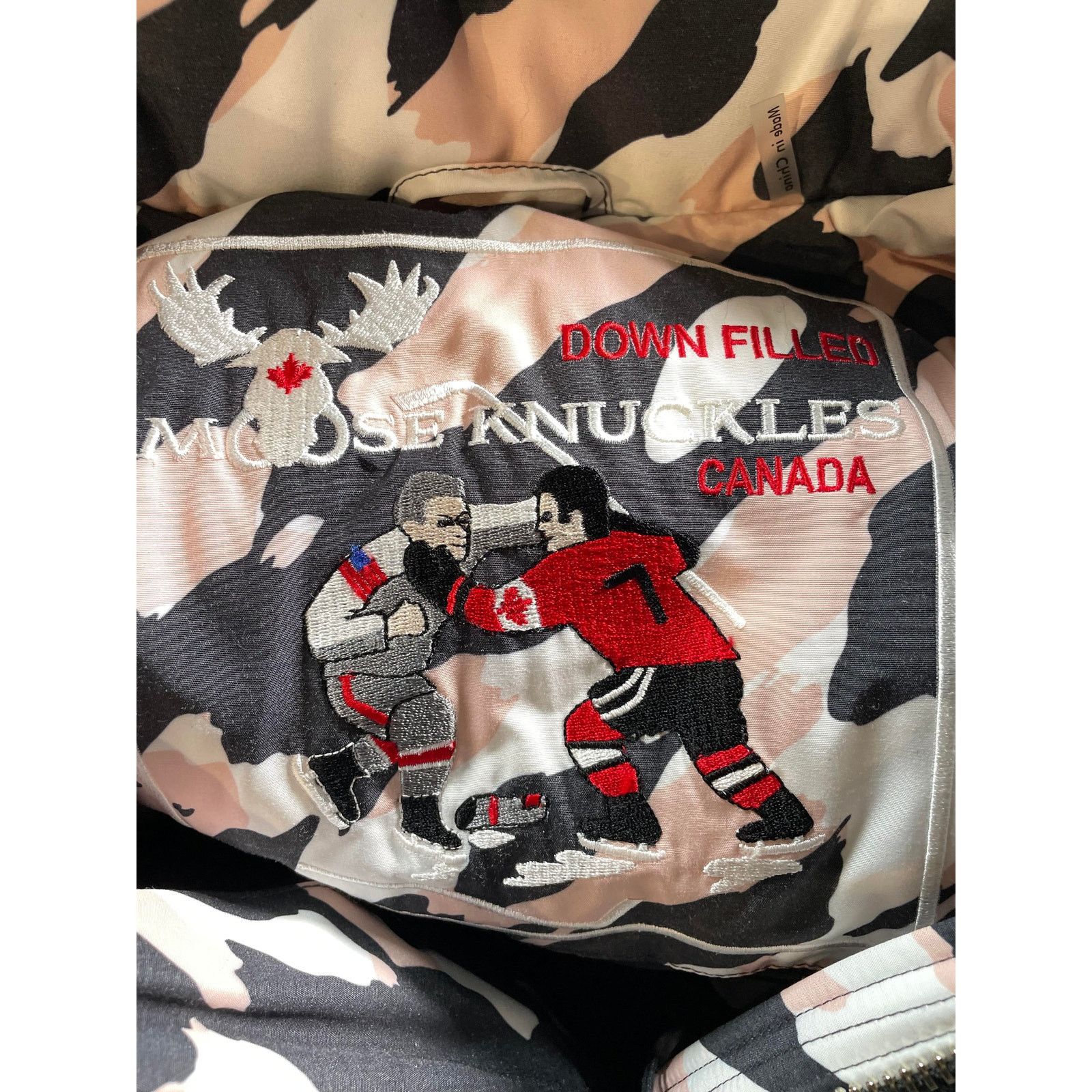 Moose Knuckles Moose Knuckles Female Rose Smoke 3Q Camo Jacket Size M / US 6-8 / IT 42-44 - 15 Thumbnail