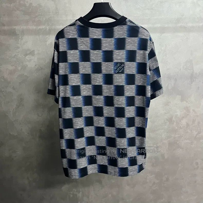 Louis Vuitton Louis Vuitton 24 Grey Plaid Printed Crew Neck Short Sleeve Size US XXL / EU 58 / 5 - 5 Thumbnail