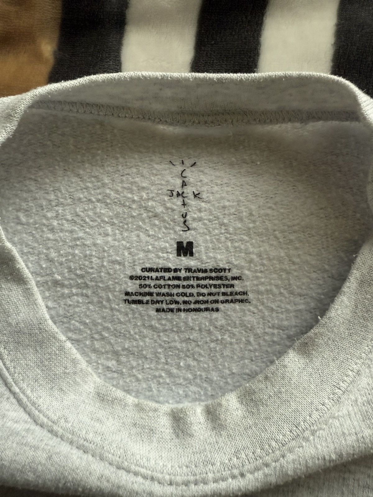 Travis Scott Cactus Jack McDonald’s Crewneck Size US M / EU 48-50 / 2 - 3 Thumbnail