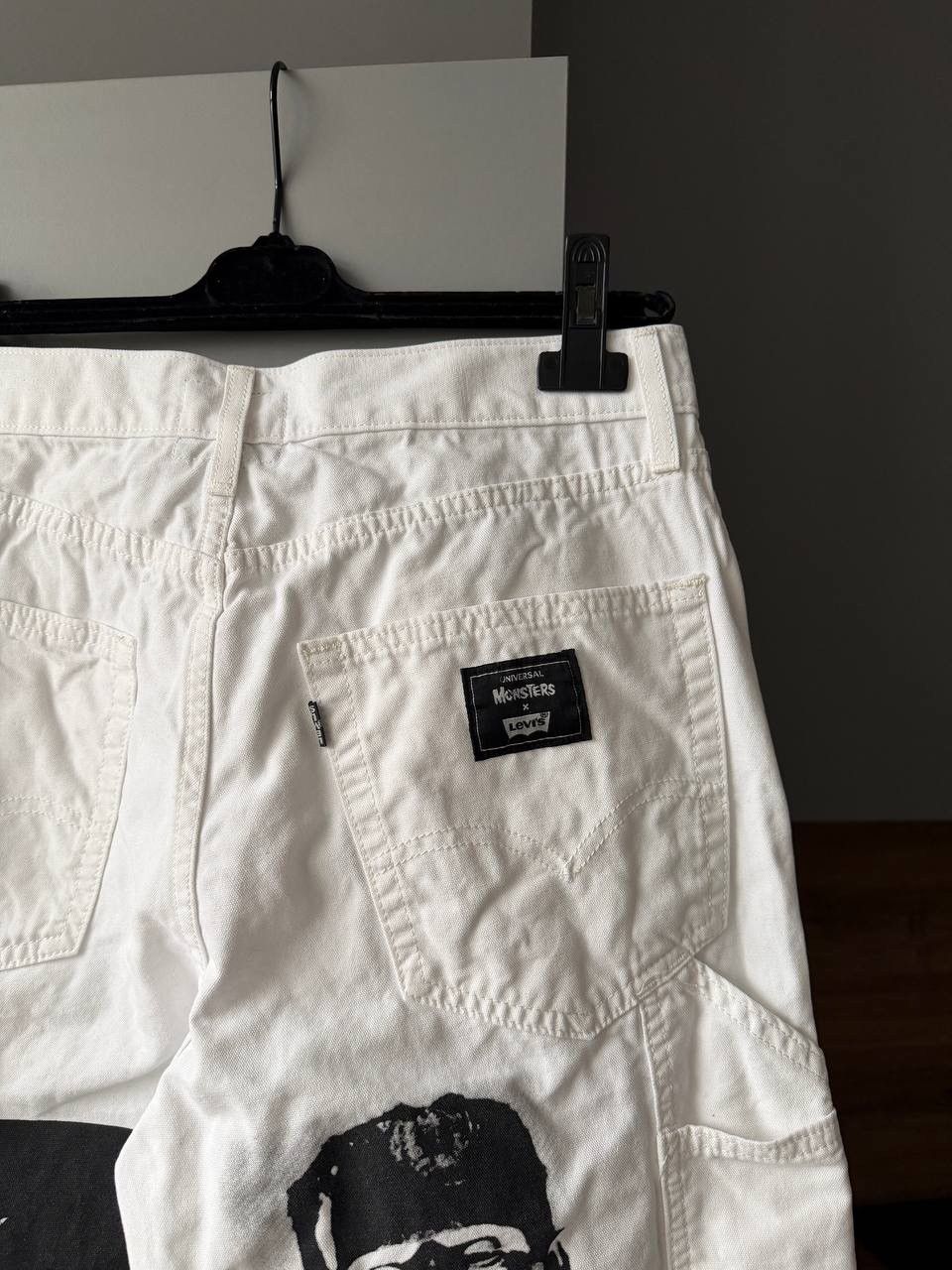 Levi's 2003 Levi’s x Universal Monsters Horror Jeans Size 30 Size US 30 / EU 46 - 6 Thumbnail