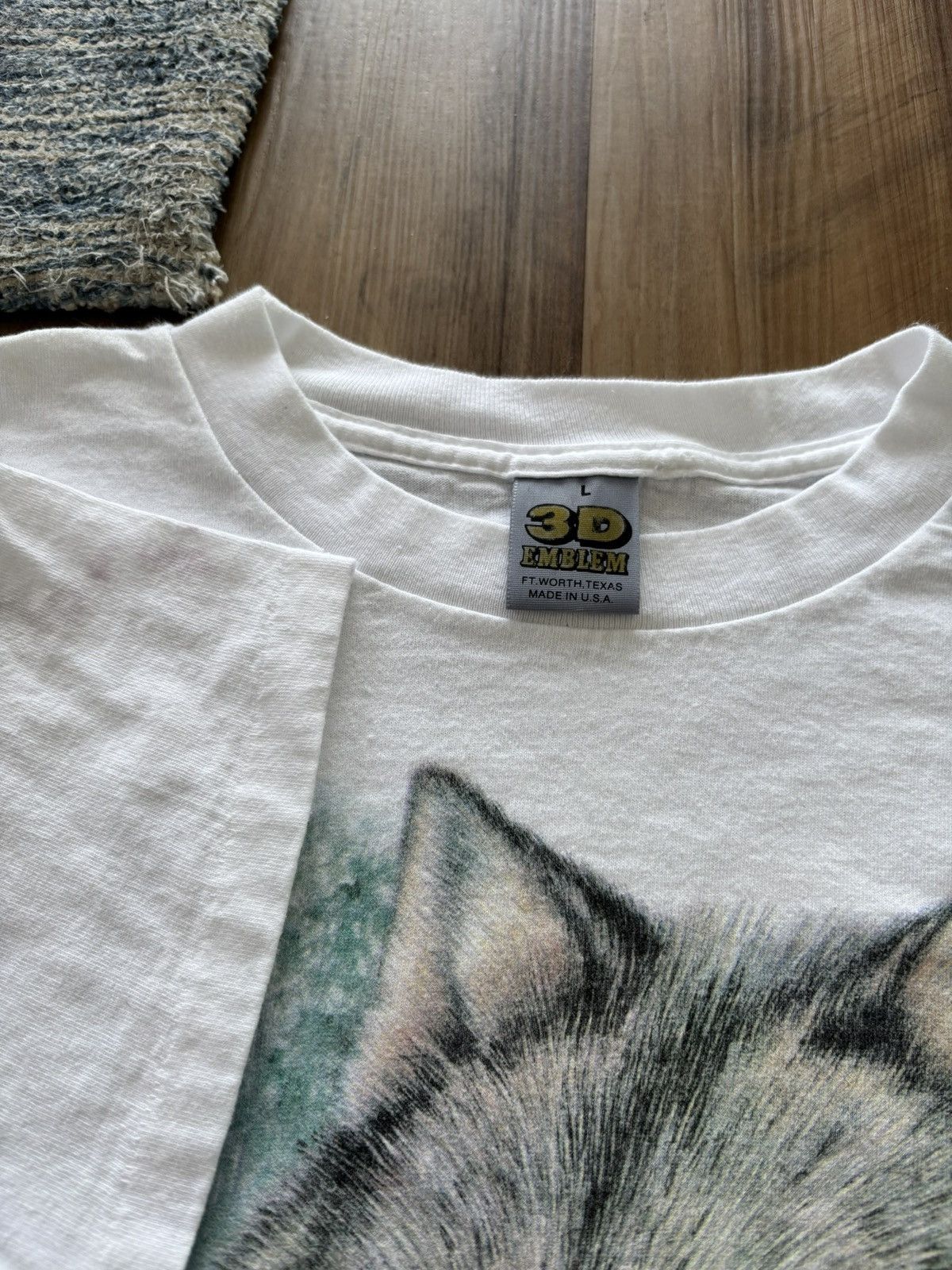 Vintage Vintage 1991 3D Emblem Nature Wolf Shirt Size US L / EU 52-54 / 3 - 5 Thumbnail