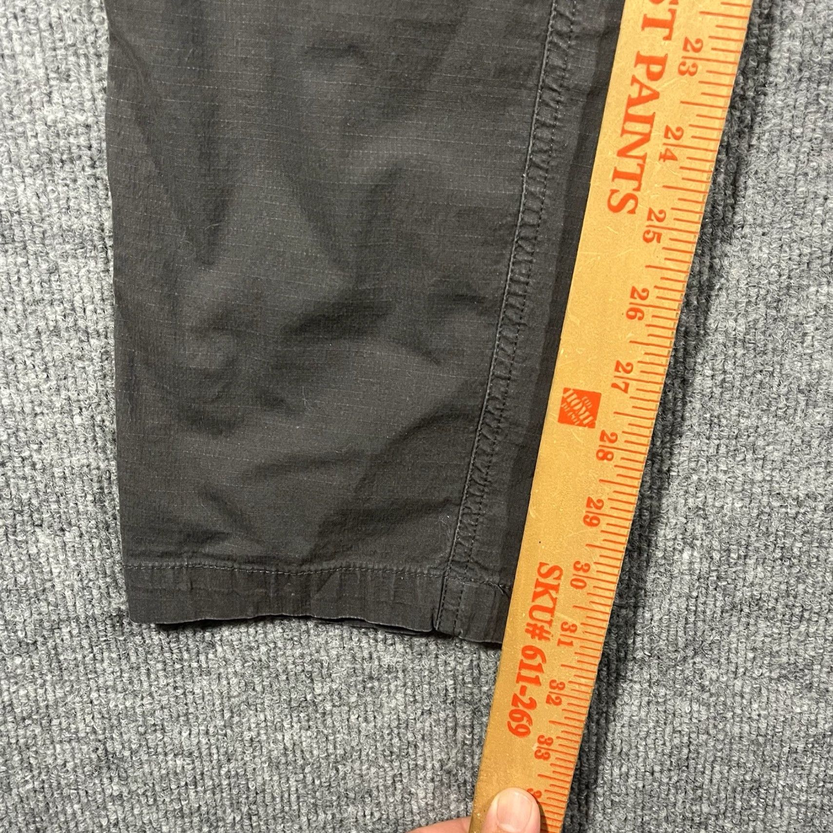 Vuori Vuori Pants Mens M Charcoal Black Ripstop Climber Drawstring Organic Cotton Jogger Zip Pocket Adjustable Waist Lightweight Mens Regular Size US 31 - 4 Thumbnail