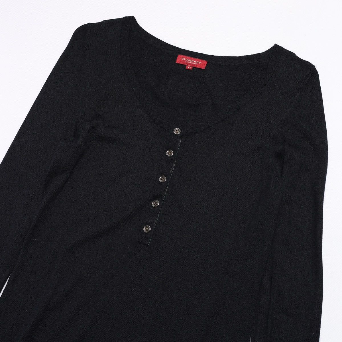 Burberry Burberry London Red Label Long Sleeve top Blouse Light Wool Size M / US 6-8 / IT 42-44 - 4 Thumbnail