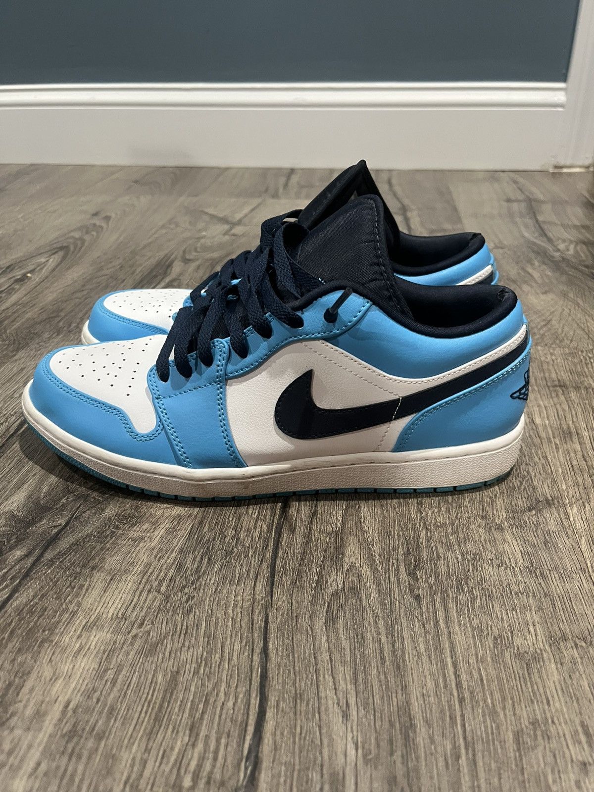 Jordan Brand × Nike Jordan 1 low unc Size US 10 / EU 43 - 1 Thumbnail