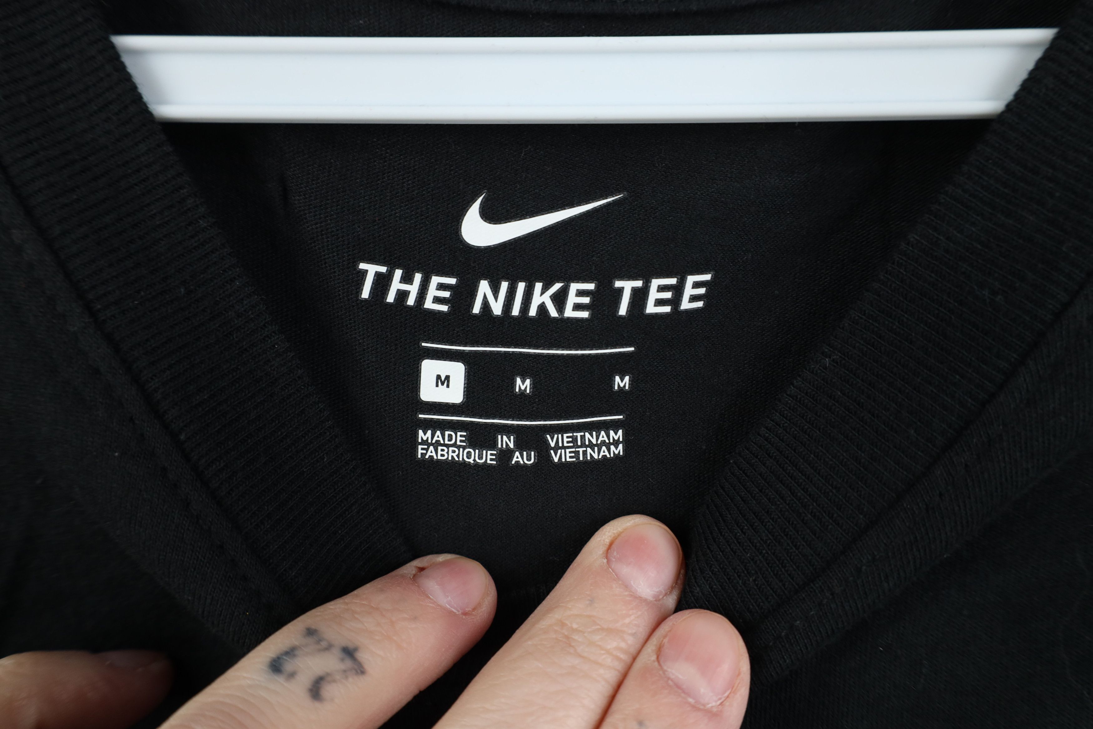 Nike Vintage Y2K Nike Spell Out Swoosh Short Sleeve T-Shirt Black Size US M / EU 48-50 / 2 - 6 Thumbnail