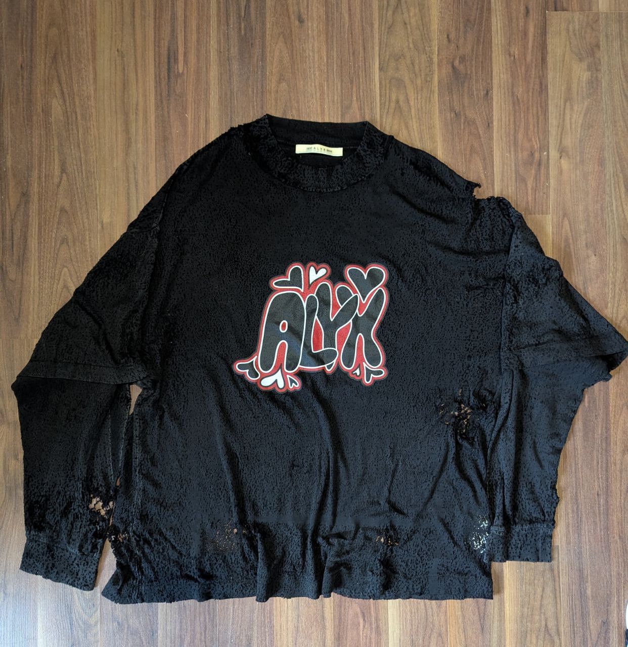 1017 ALYX 9SM 1017 ALYX 9SM distressed long sleeve very rare Size US S / EU 44-46 / 1 - 1 Thumbnail